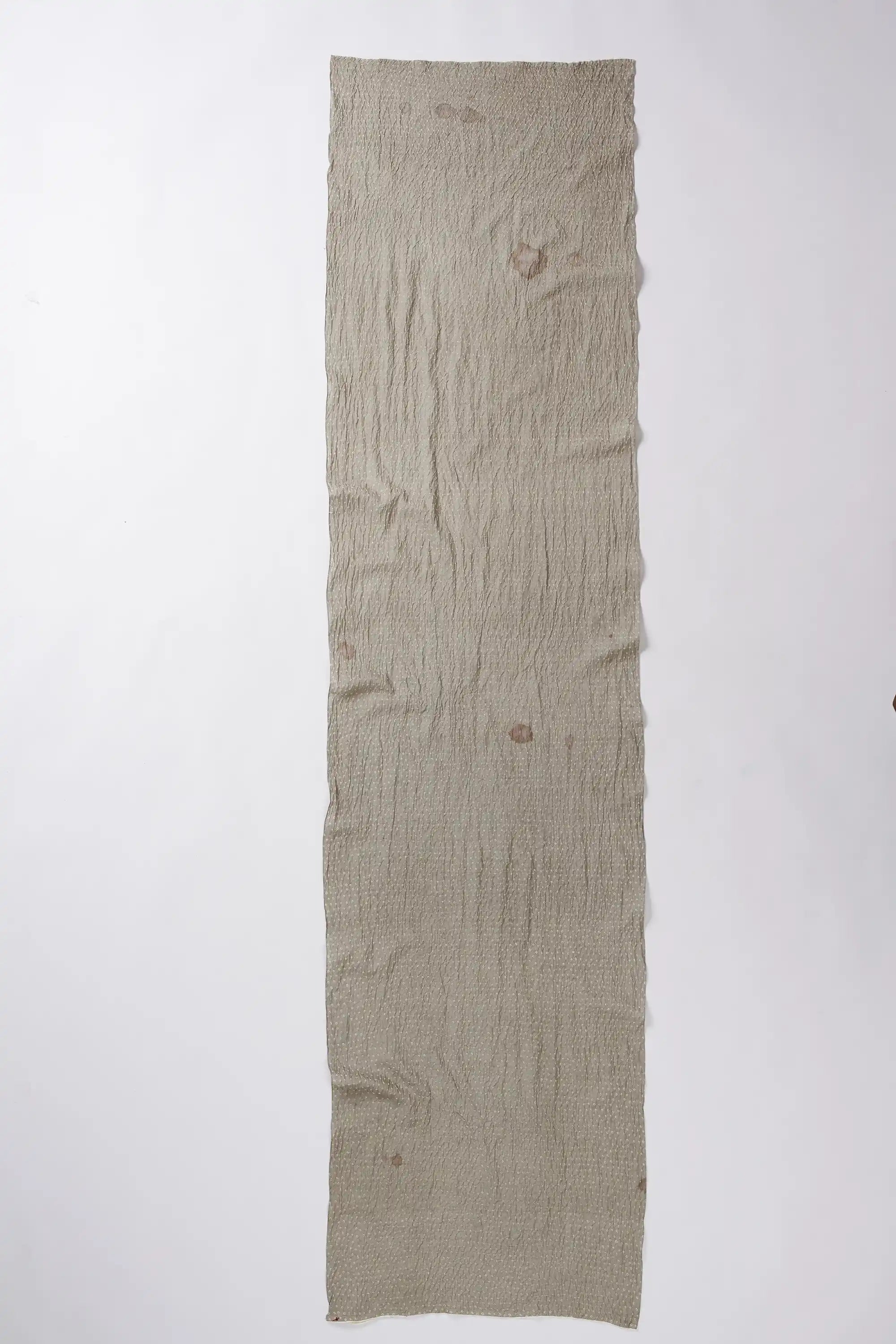 SCARF IN SMOKE COLOR