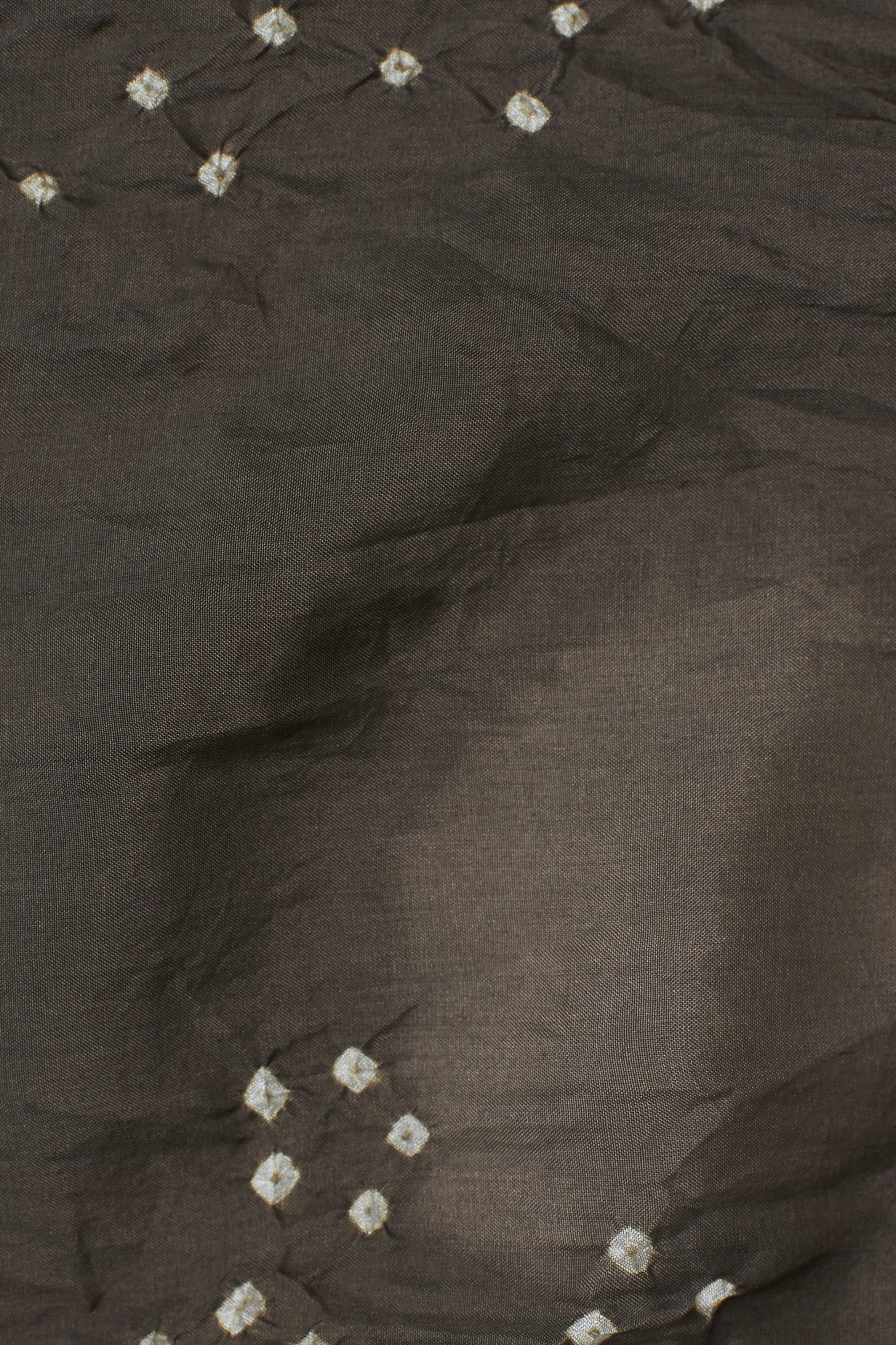 CHARCOAL SILK WITH BANDHANI SCARF