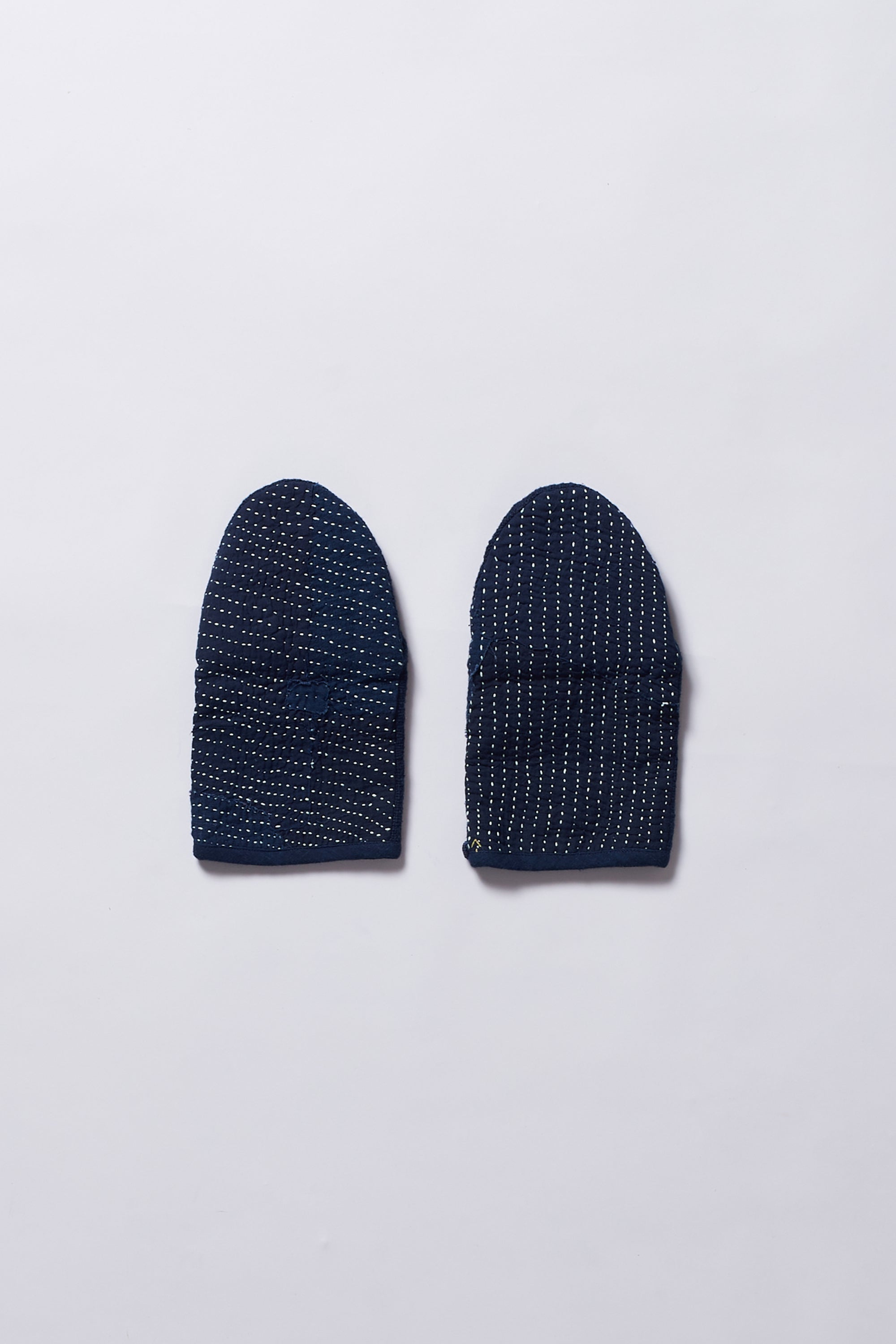INDIGO PATCHWORK KITCHEN GLOVES