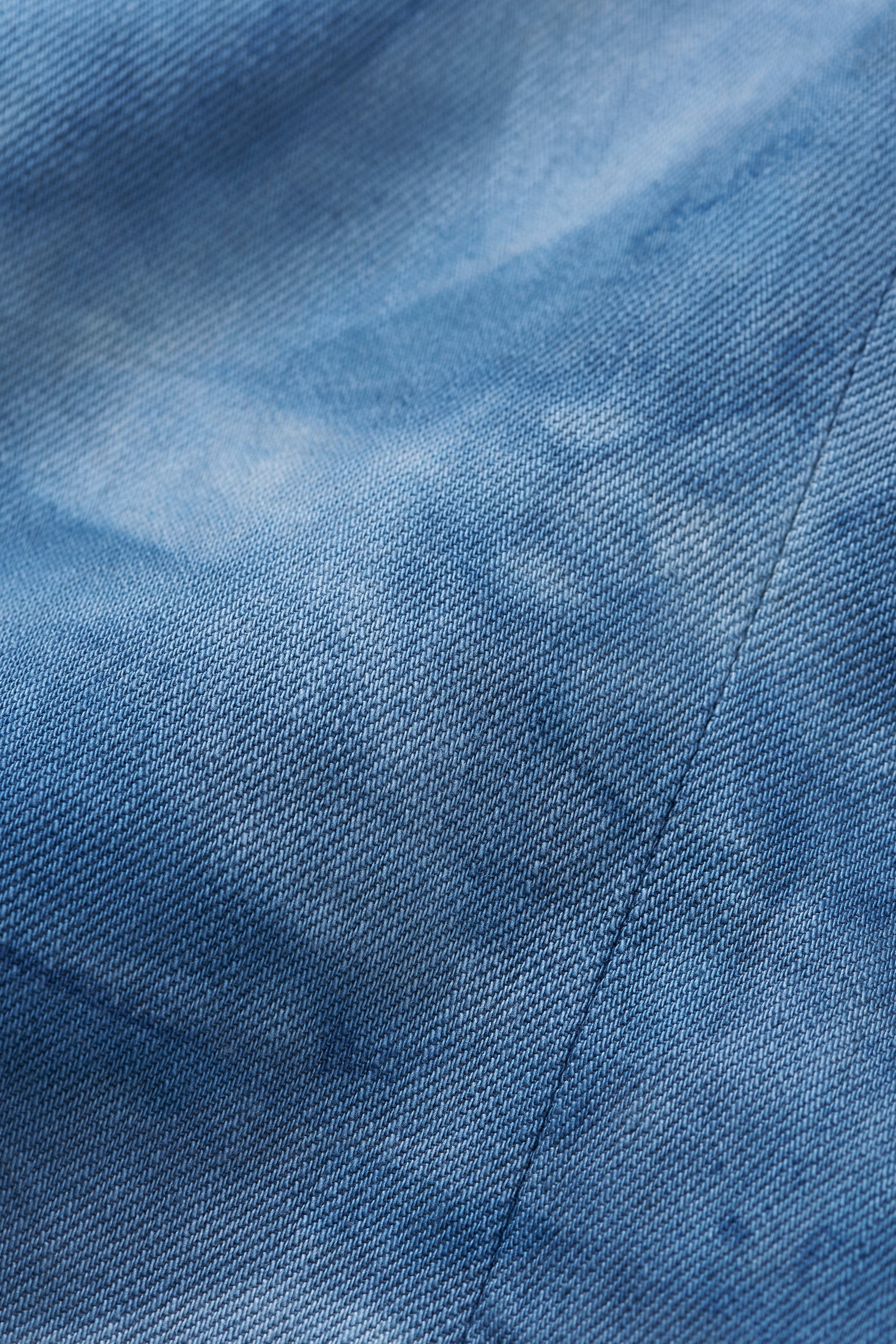 MEDIUM INDIGO WASHED HANDWOVEN DENIM JACKET DEOXIDISED