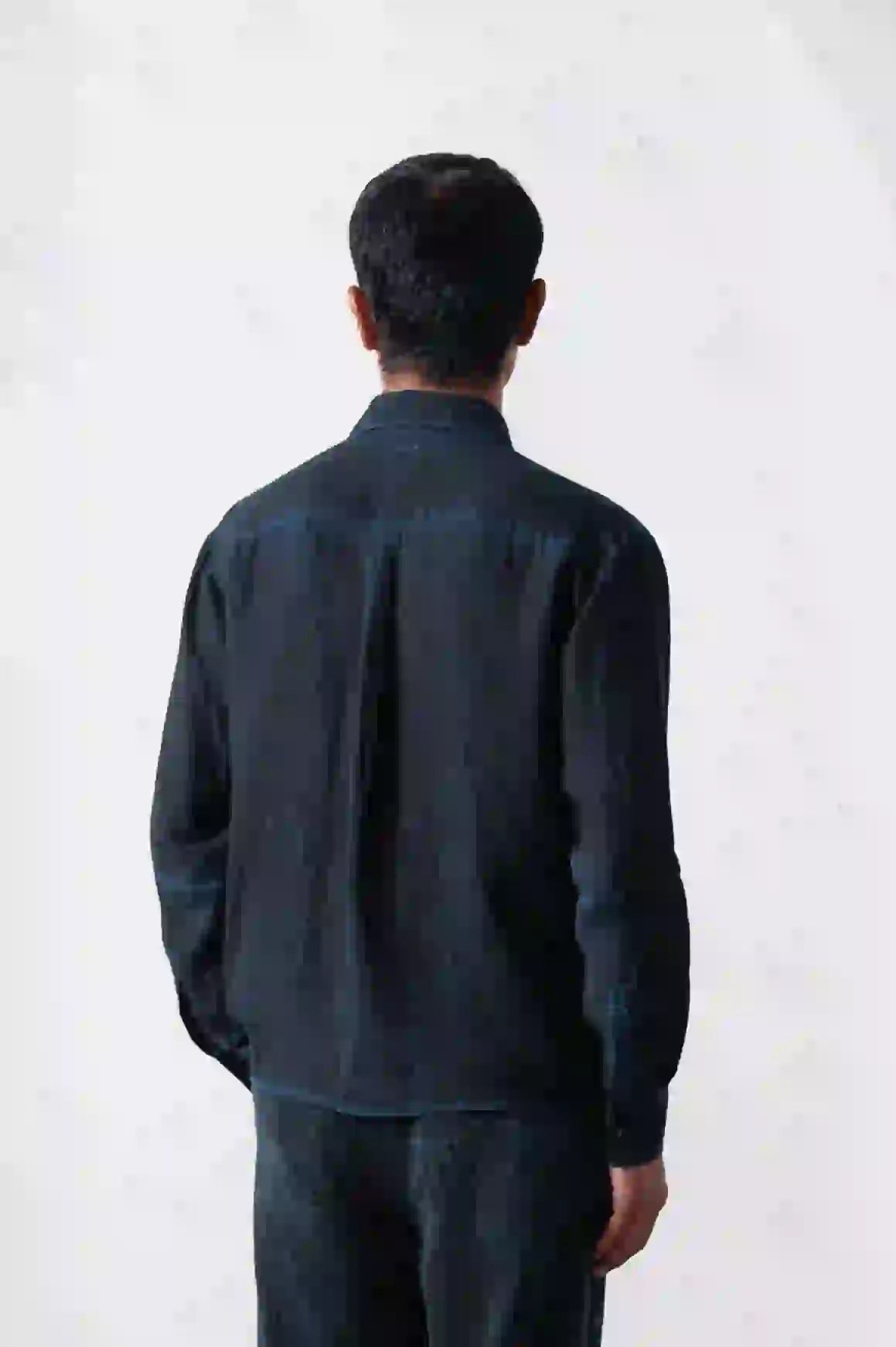 Black Breeze Relaxed Shirt