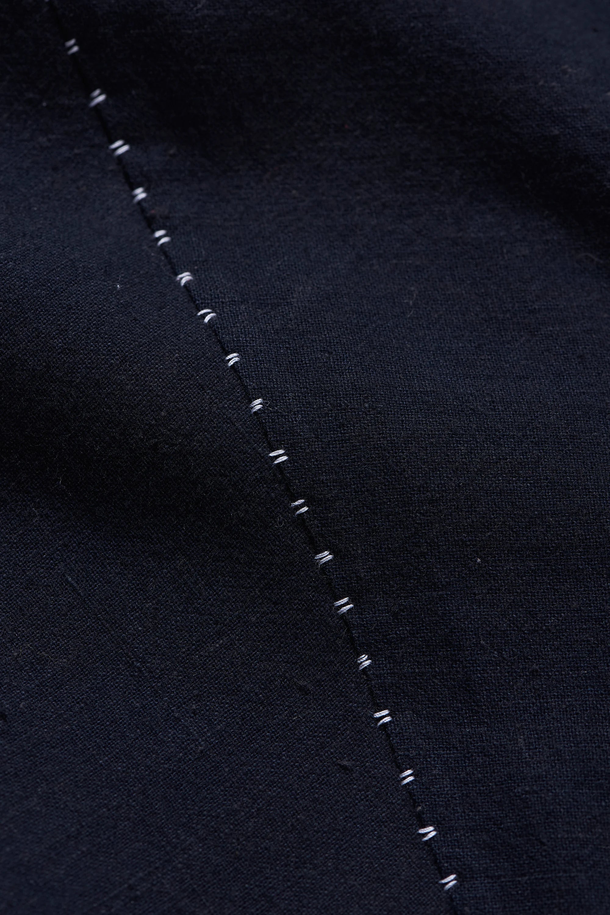 BLACK KIMONO SLEEVE SHIRT