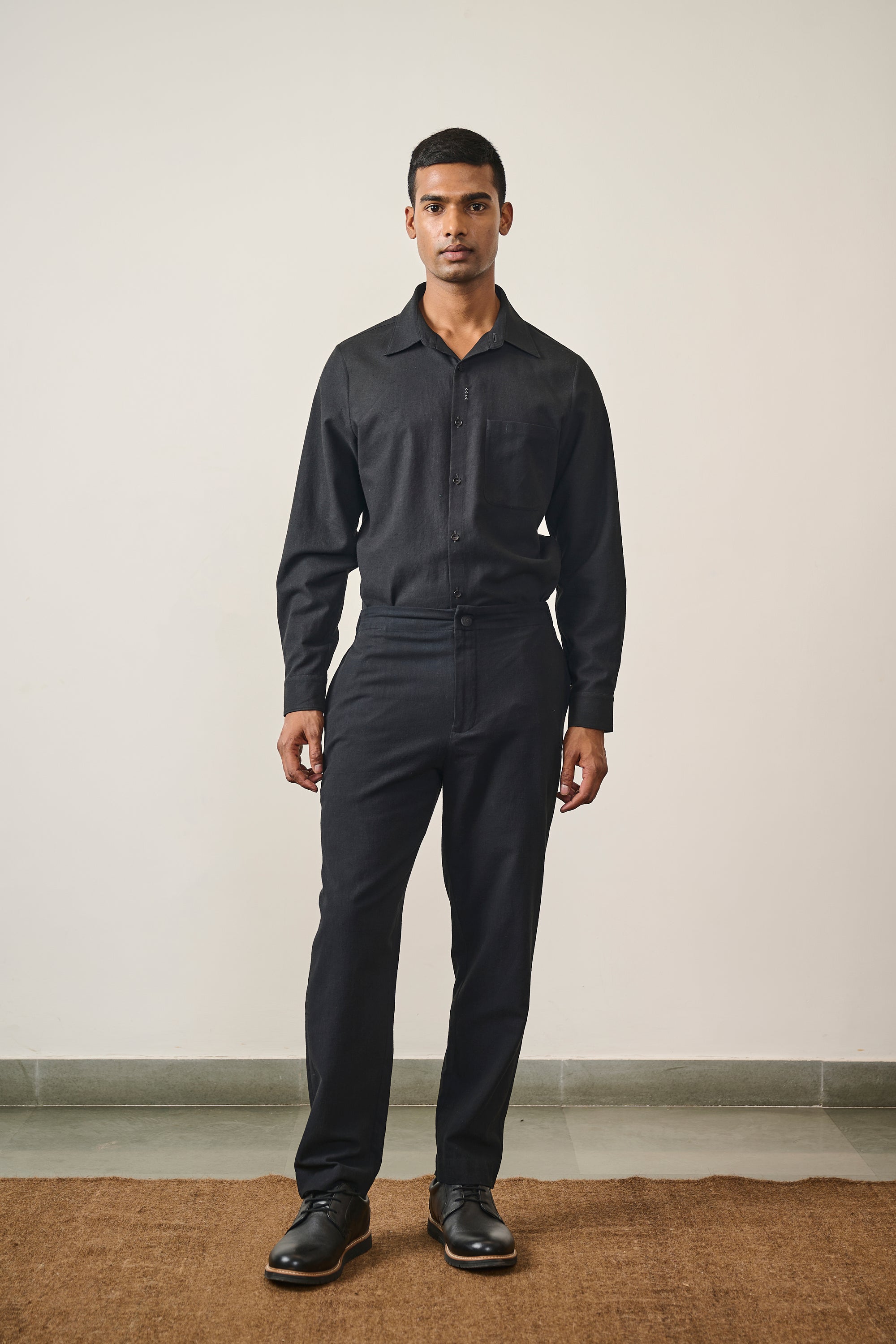 BLACK MENS SHIRT