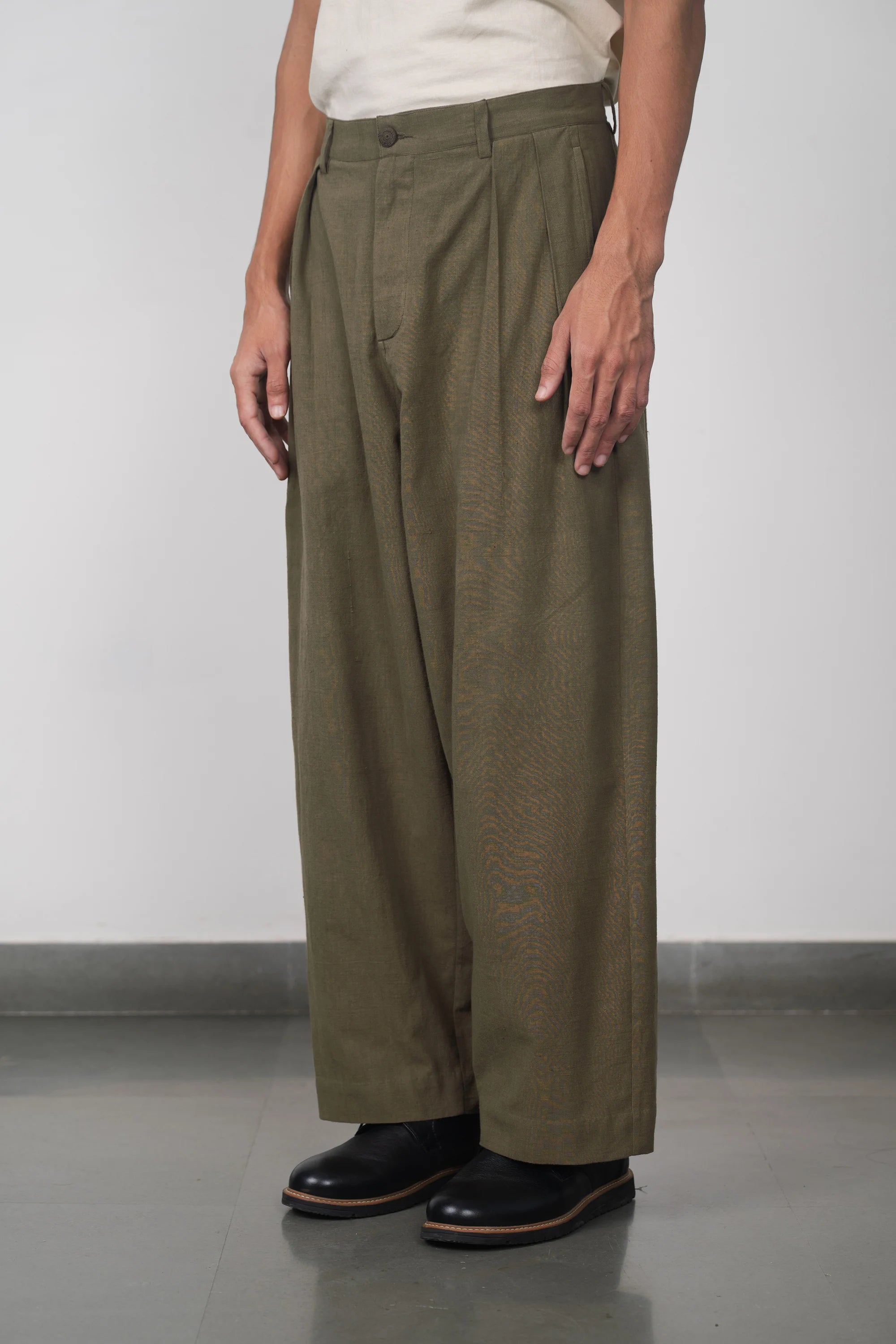 Khakhi Green Cotton Pleated Trousers