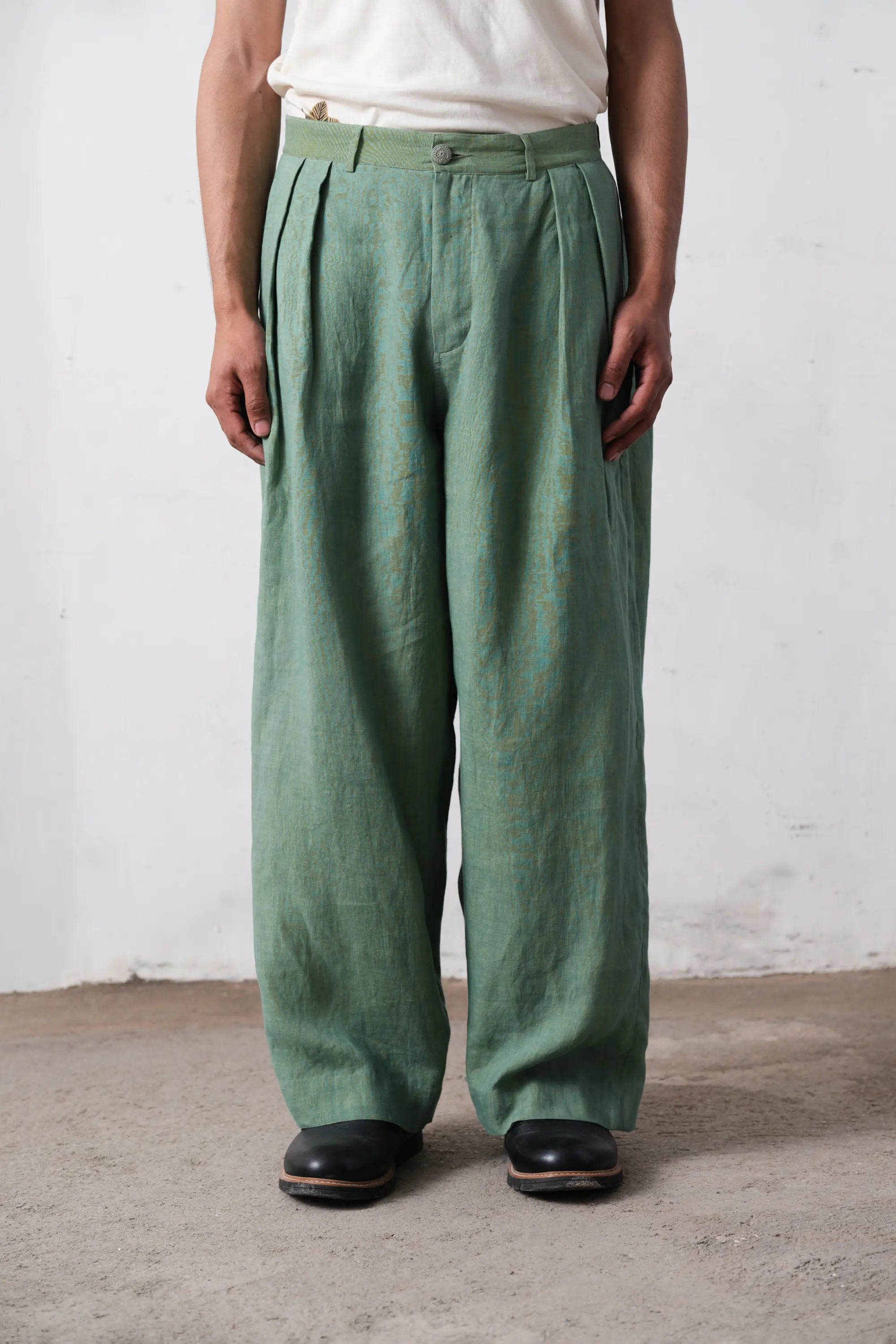 Turf Green Wide Pleated Pants
