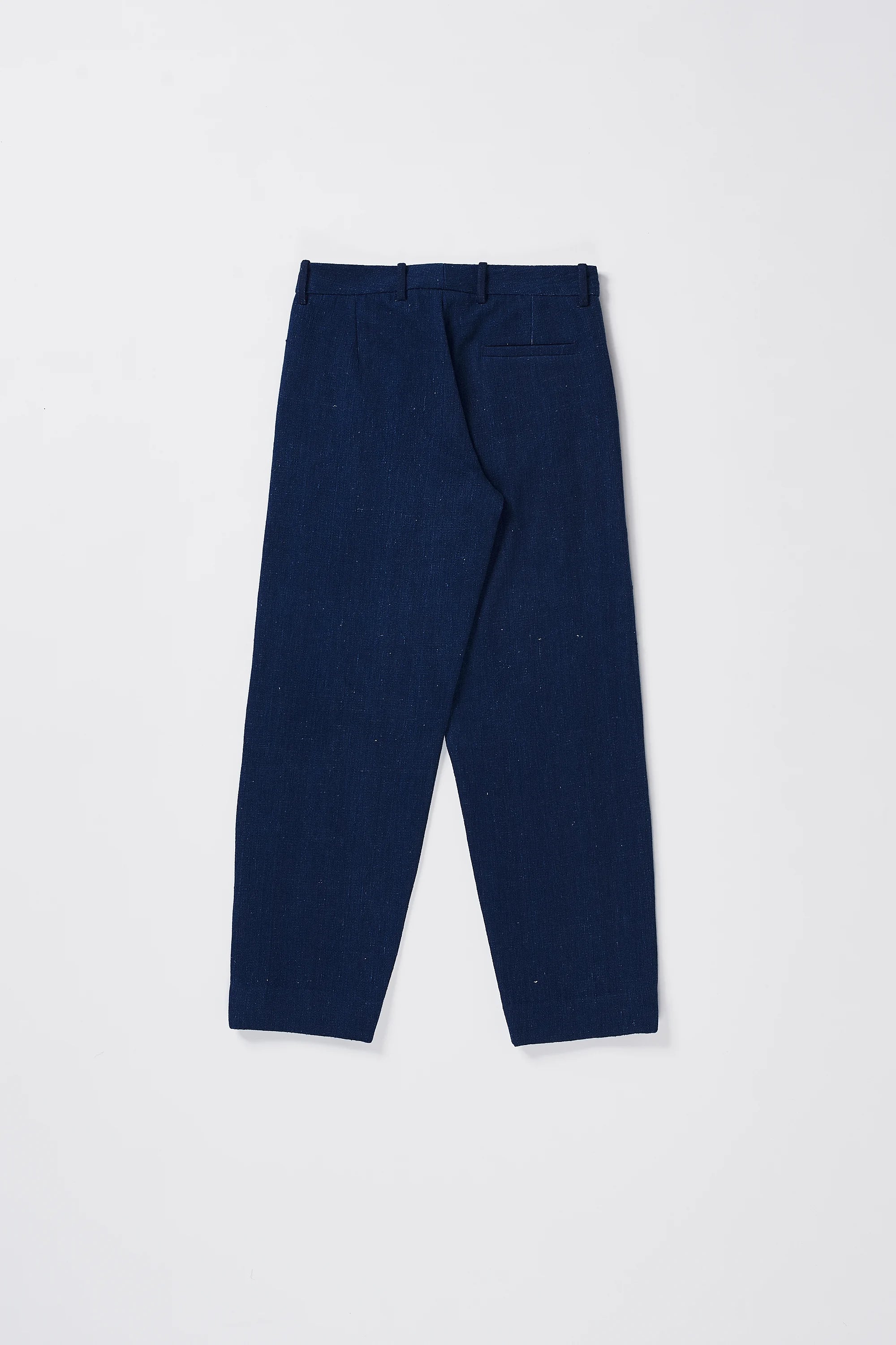 Back image of a indigo pant