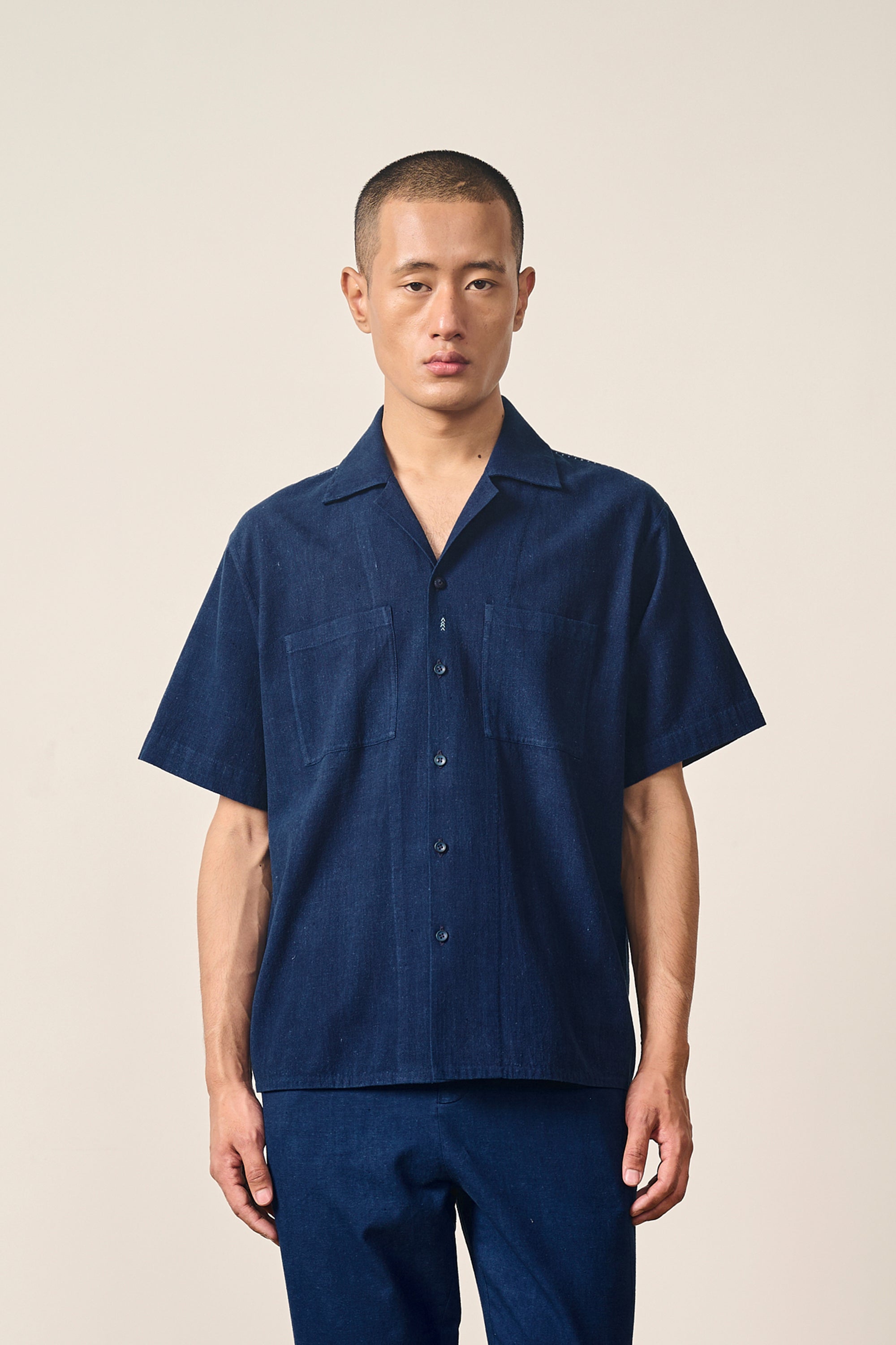 MEDIUM INDIGO CAMP COLLAR SHIRT