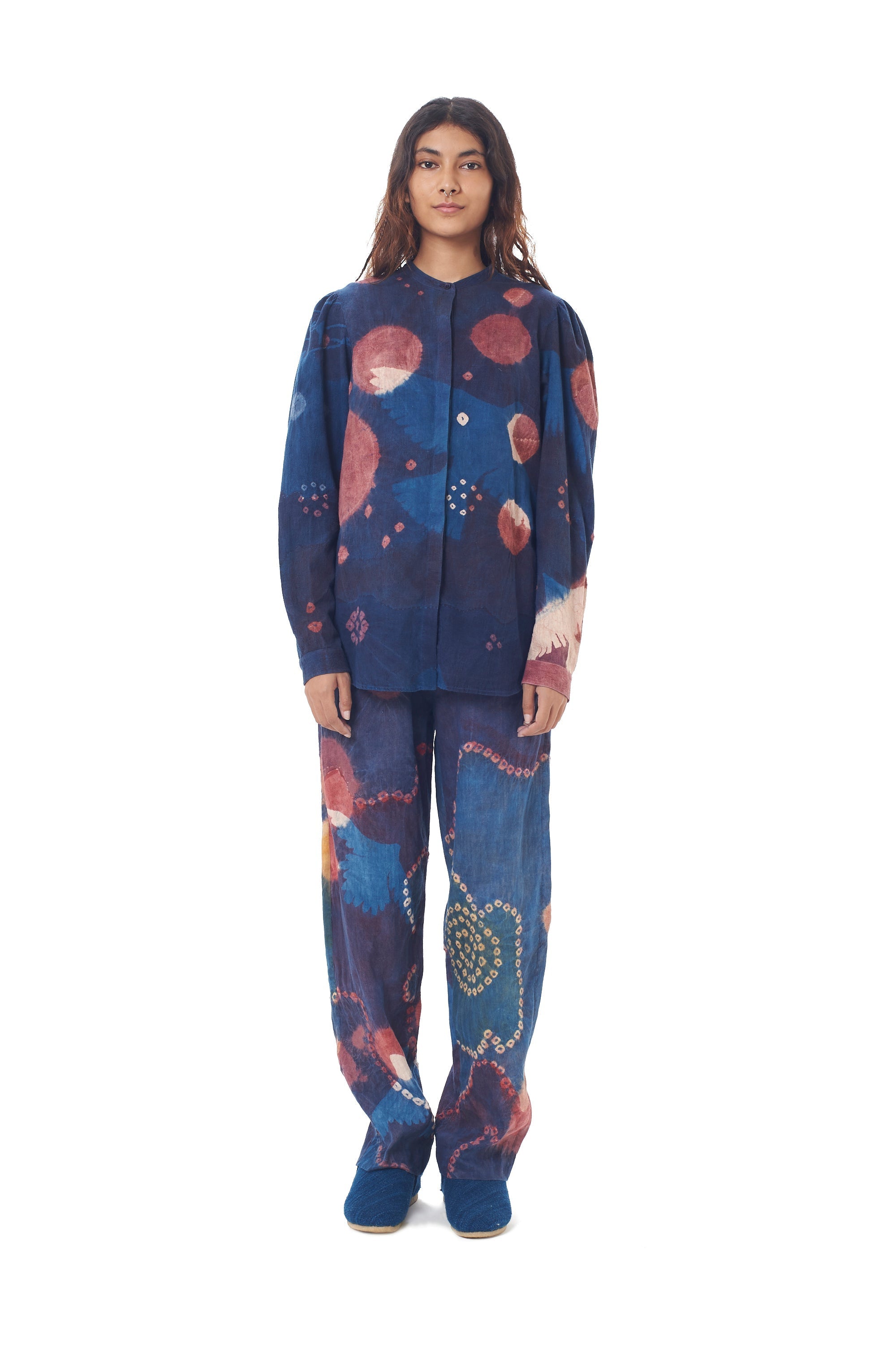 MEDIUM INDIGO COTTON SHIRT CRAFTED WITH BANDHANI