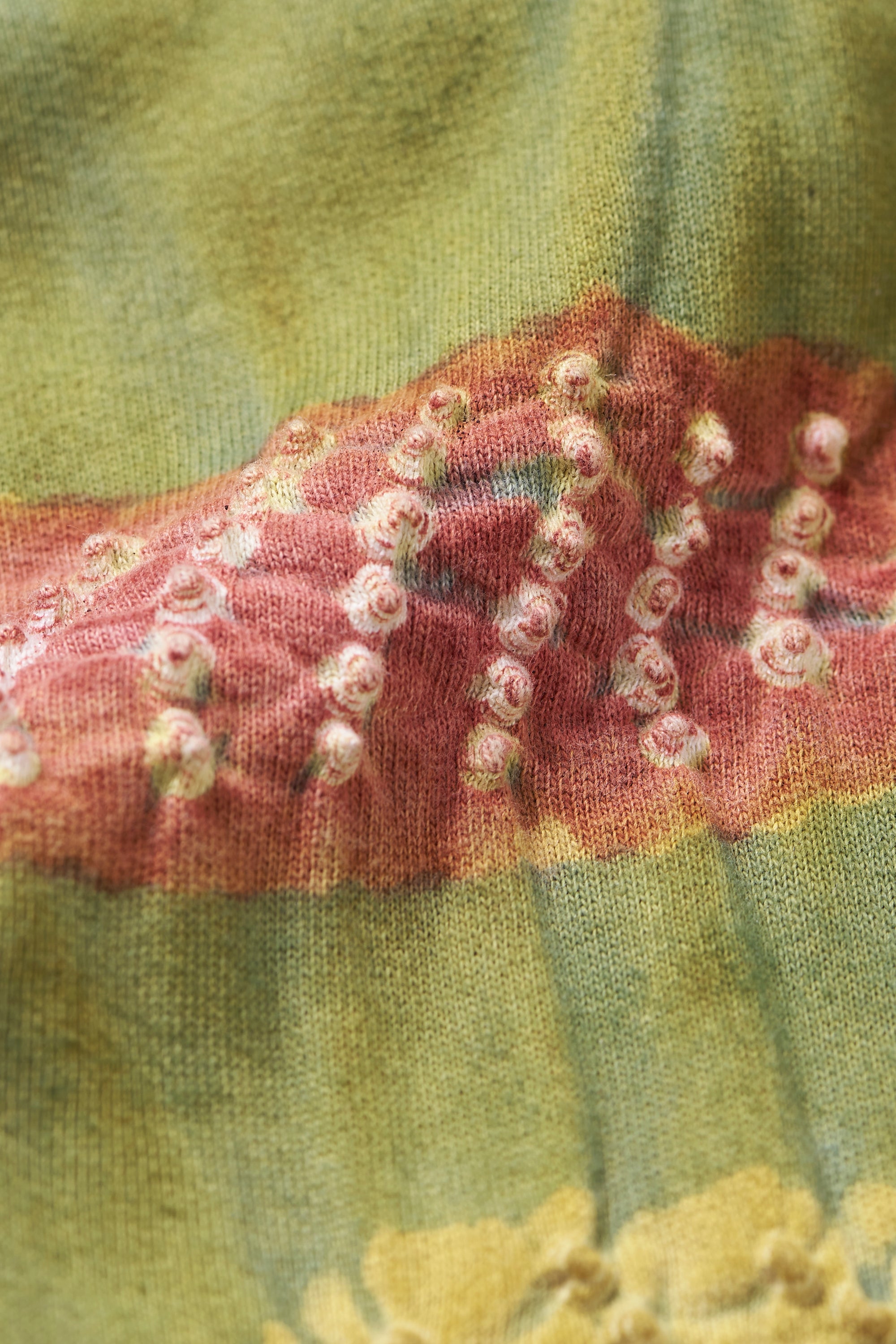 MULTICOLOUR HANDPAINTED SWEATSHIRT CRAFTED WITH BANDHANI