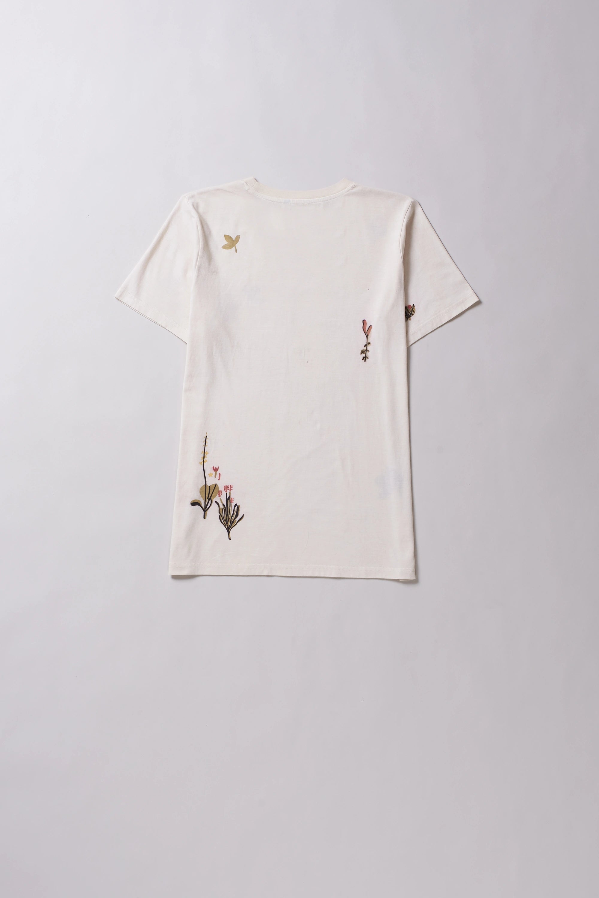 Back image ecru cotton t-shirt