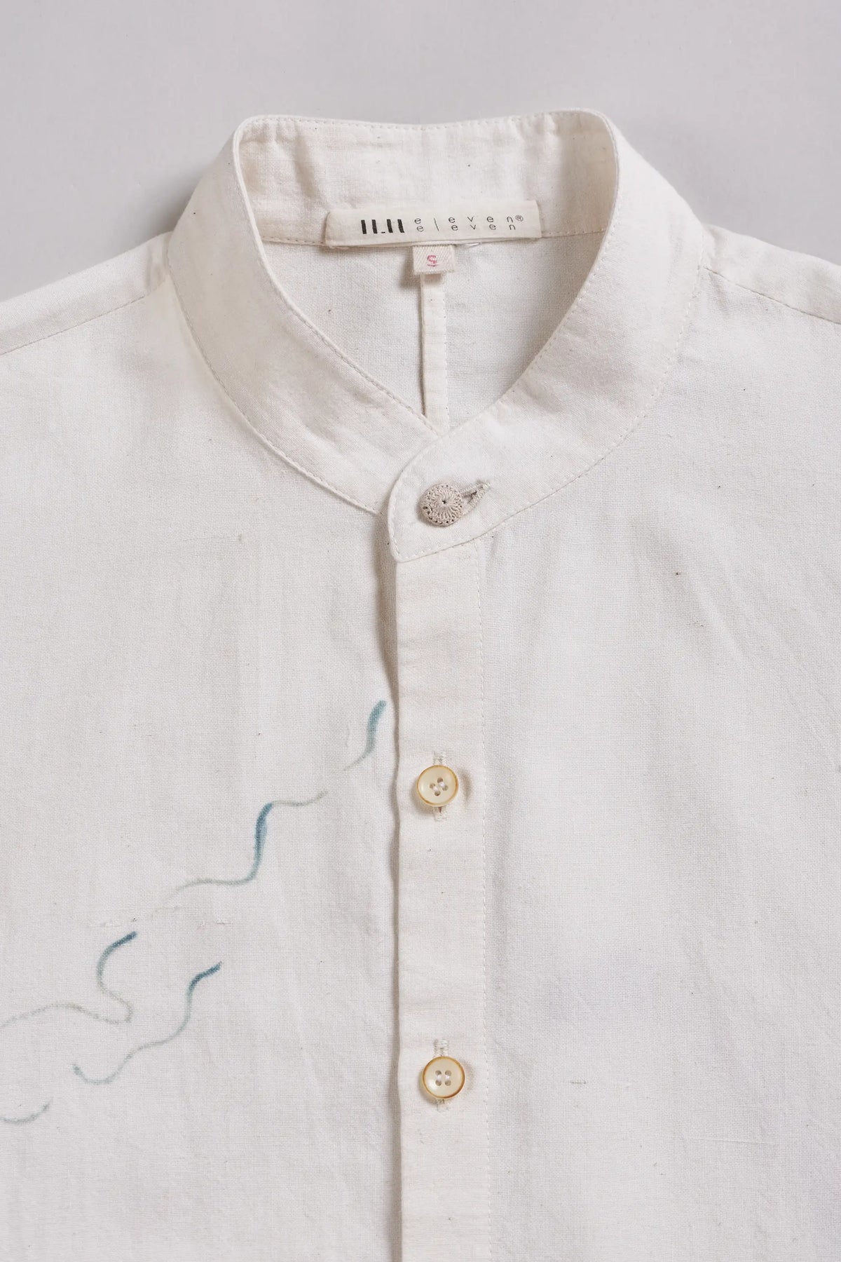 Handpainted Macca Shirt in Ecru