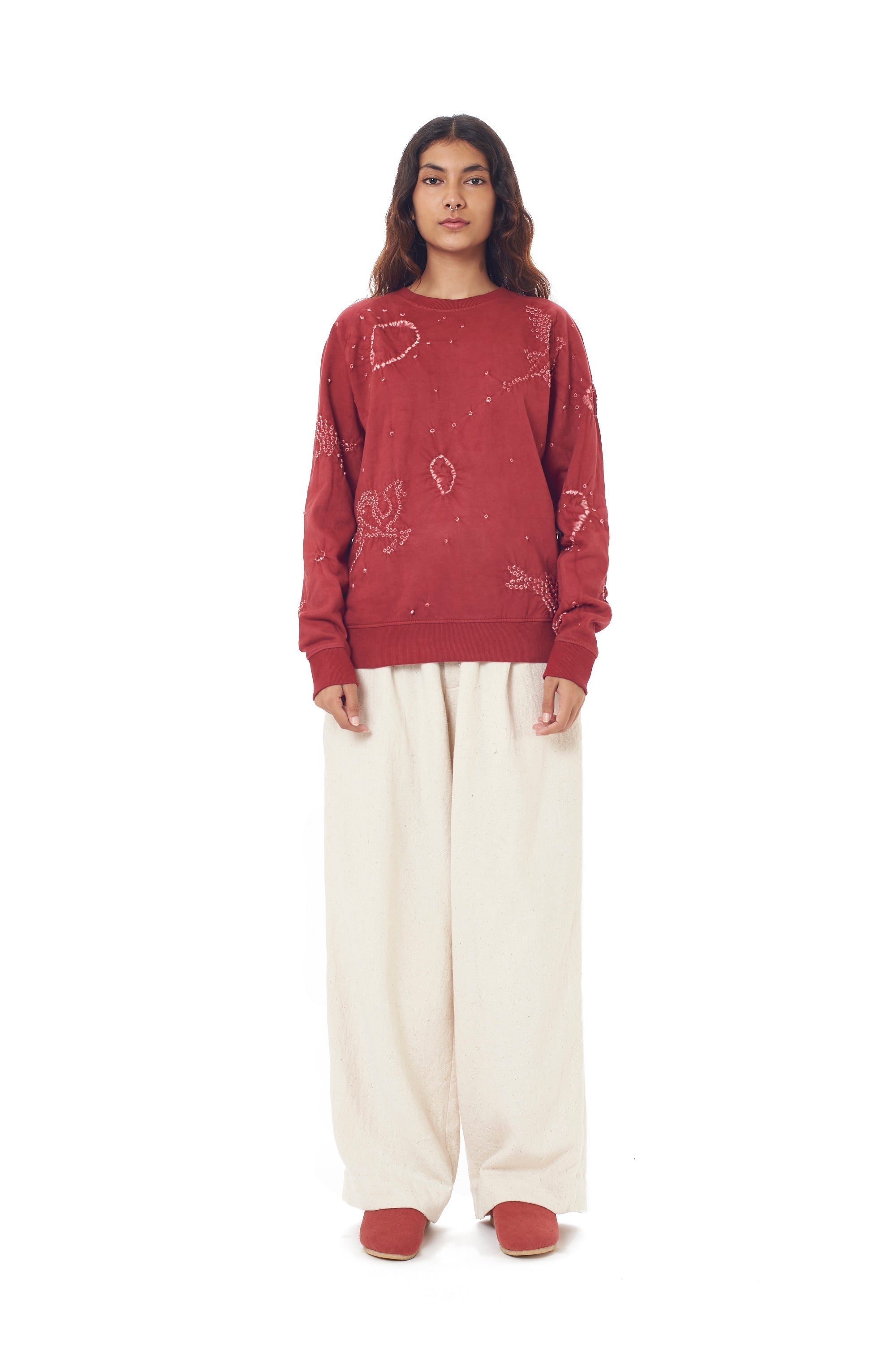 CRIMSON PINK ORGANIC COTTON SWEATSHIRT CRAFTED WITH ALL-OVER BANDHANI MOTIFS