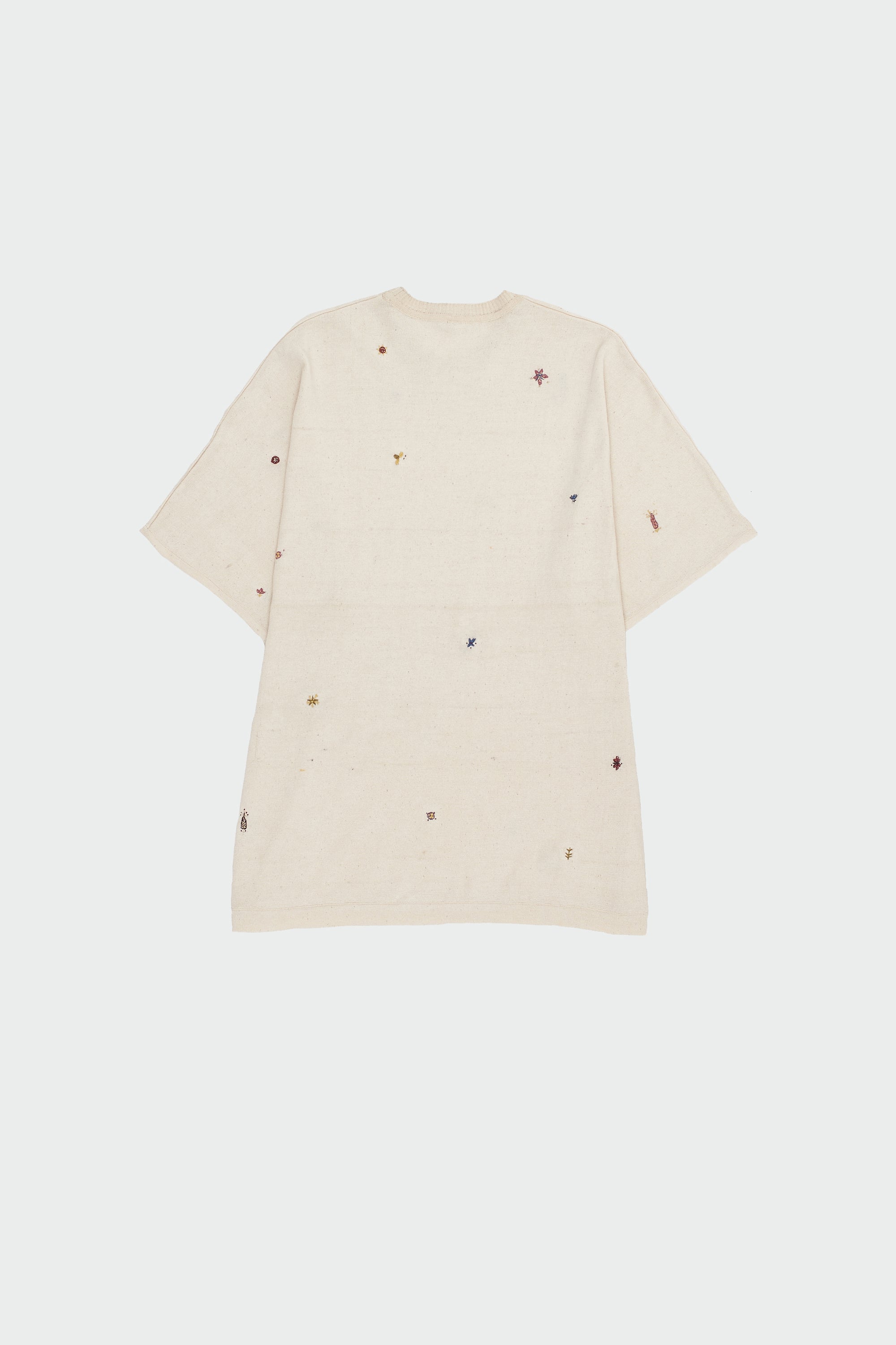 ECRU HAND EMBROIDERED T-SHIRT