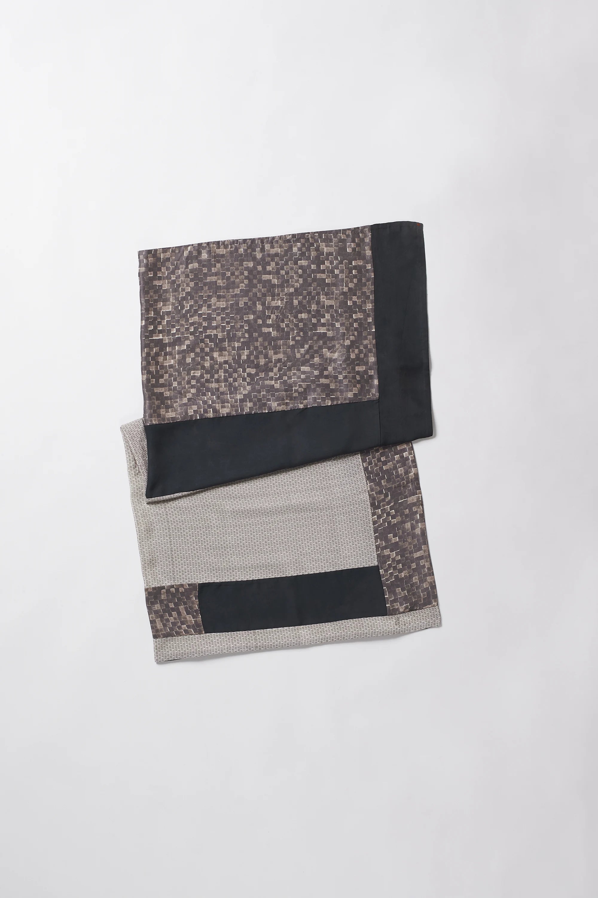 Square Scarf in Silk Patchwork