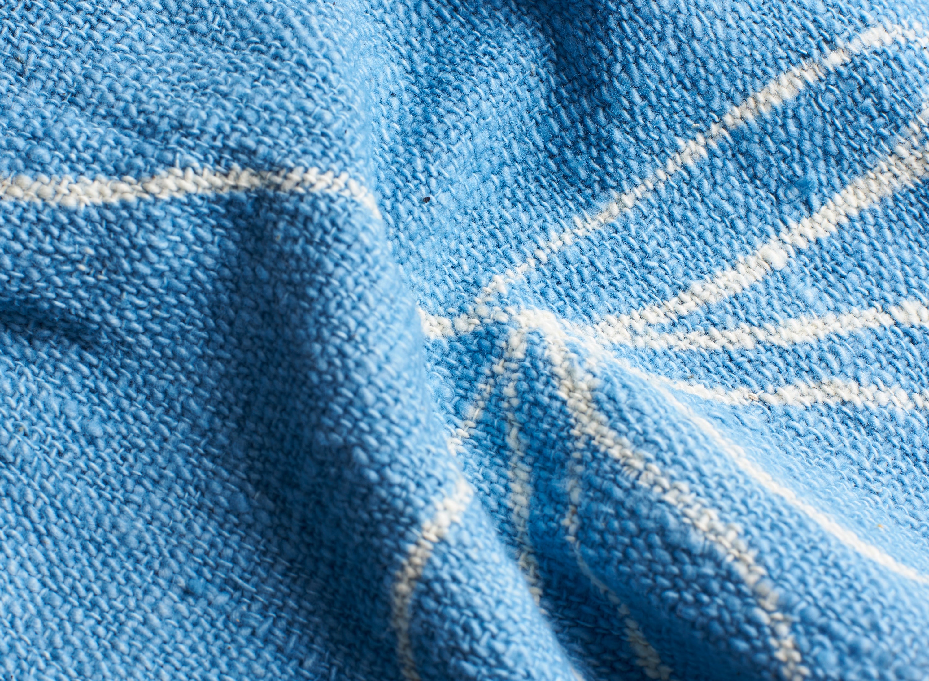 INDIGO HAND PAINTED TOWEL SMALL