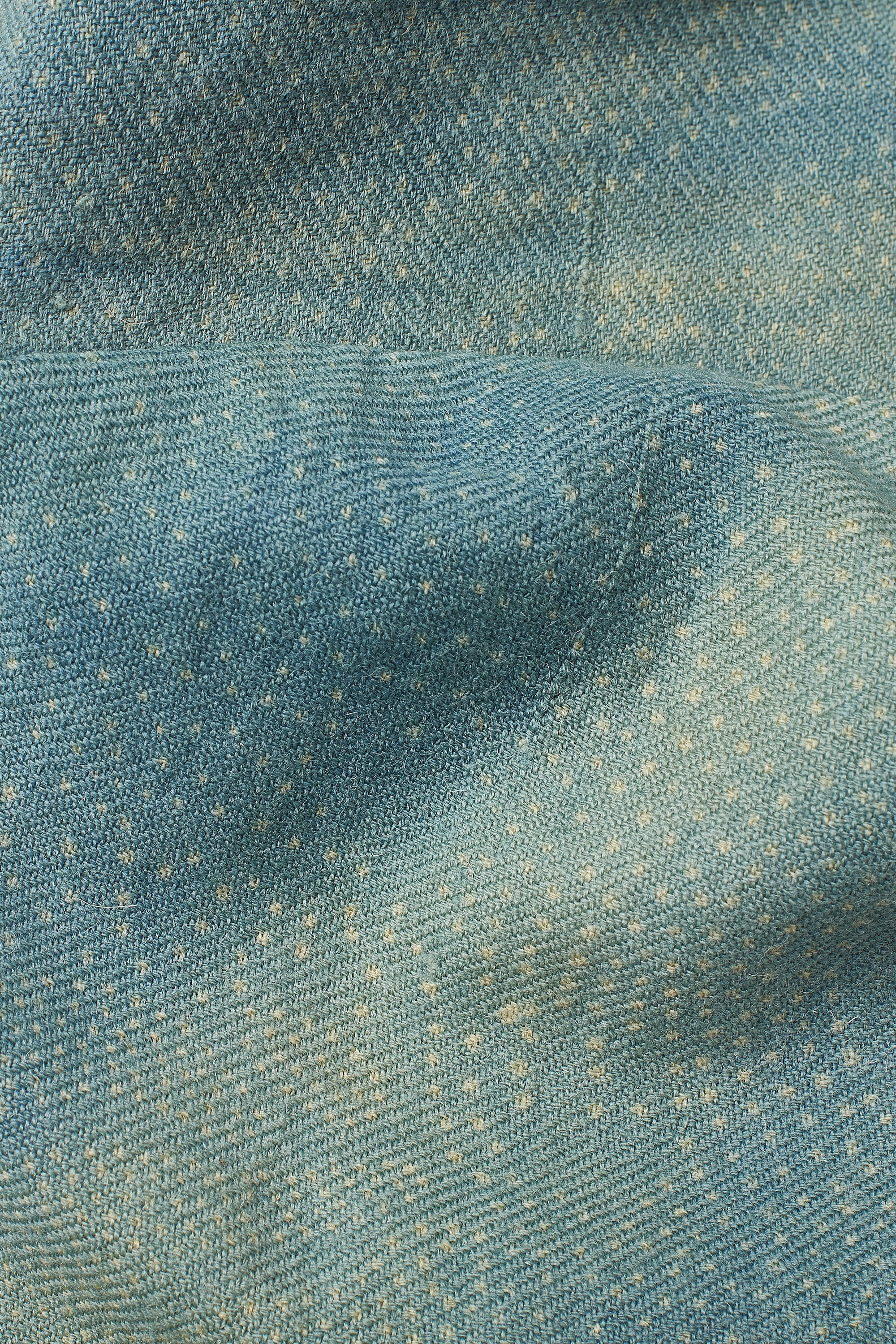 MEDIUM INDIGO WOOL TOP