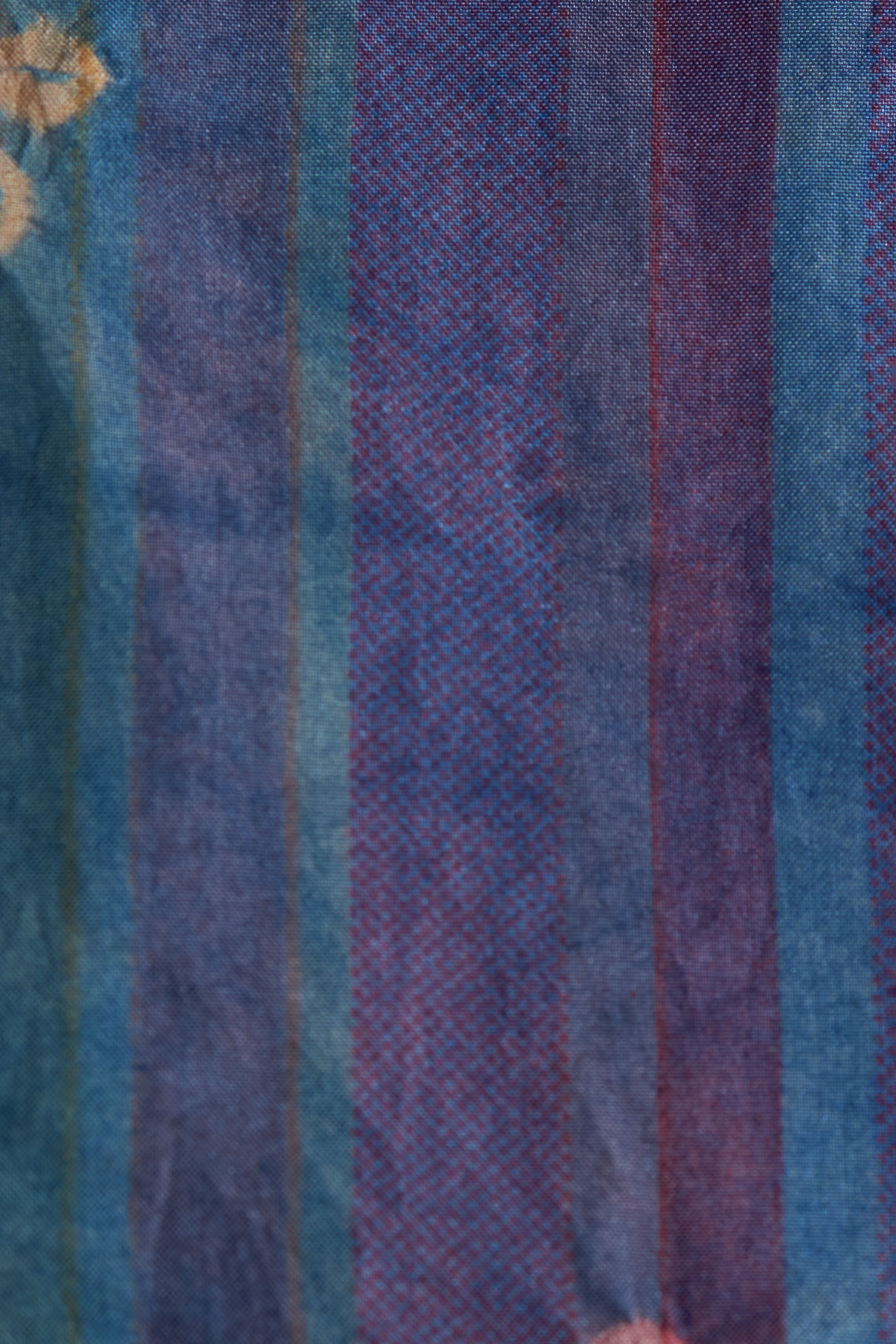 MEDIUM INDIGO MULTICOLORED BANDHANI SILK SHIRT