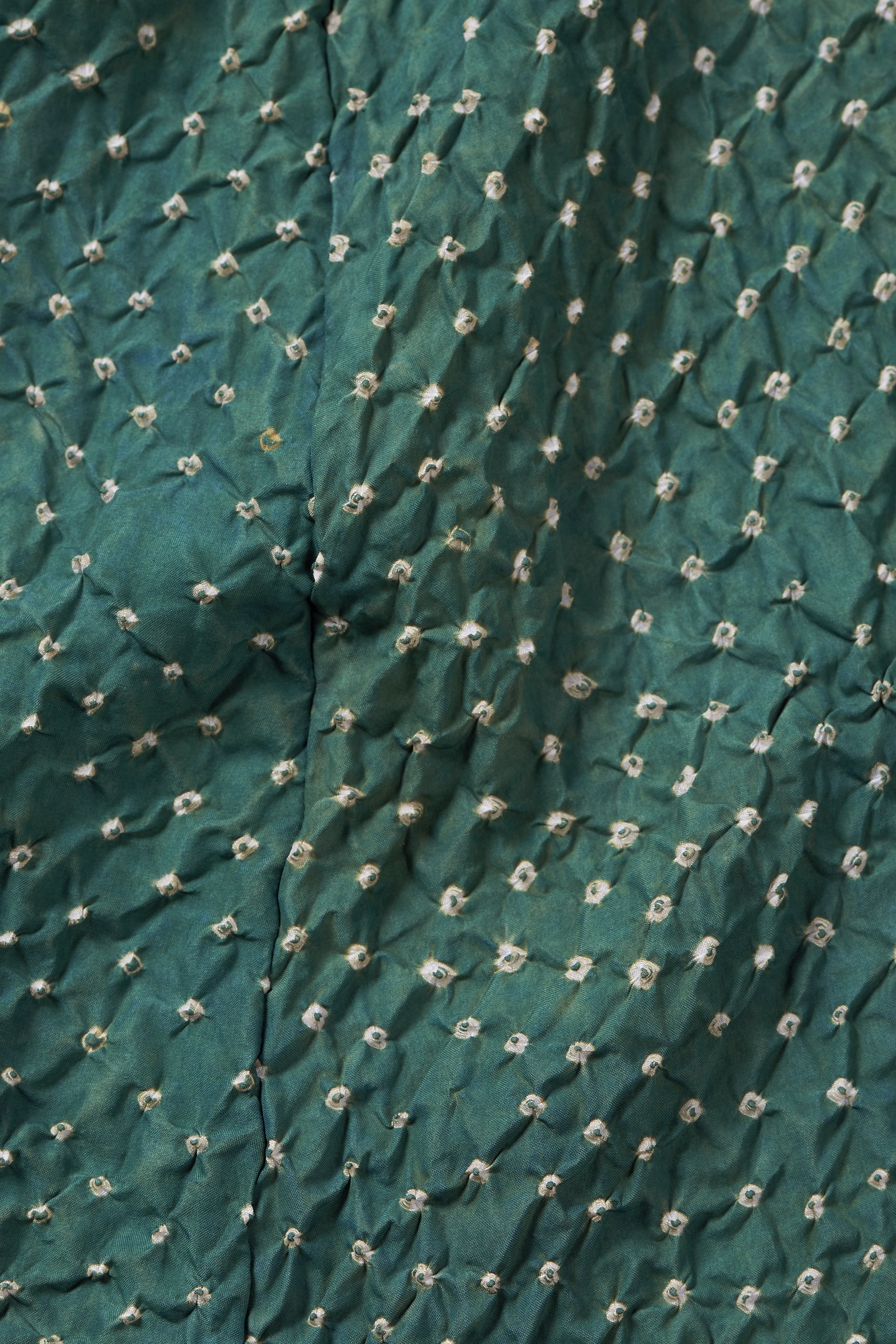 KNEE-LENGTH FINE SILK DRESS