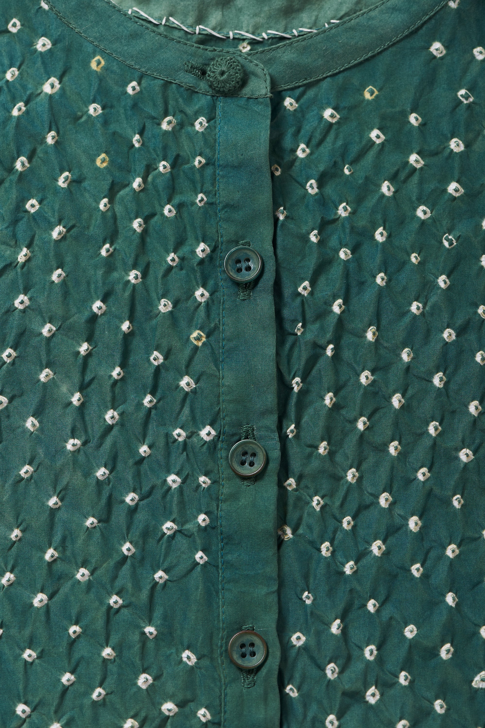 KNEE-LENGTH FINE SILK DRESS