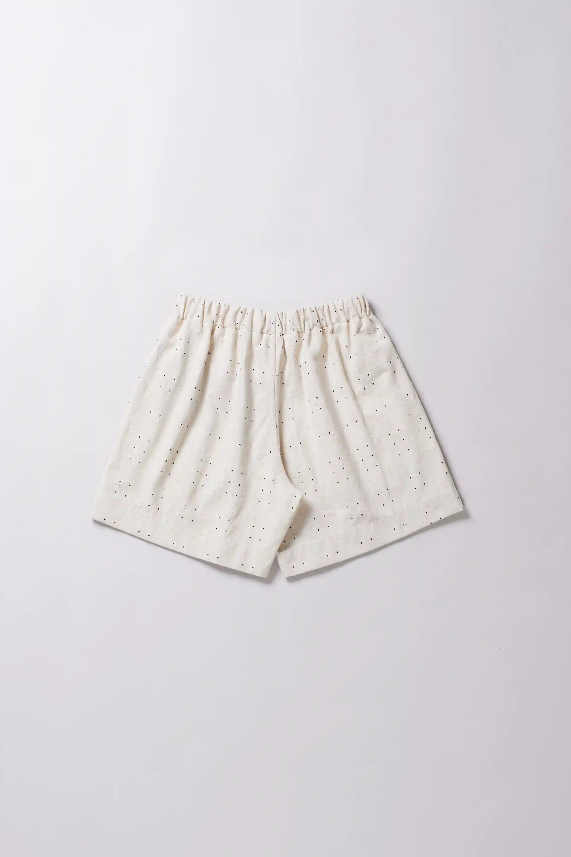 Tangaliya ecru shorts 