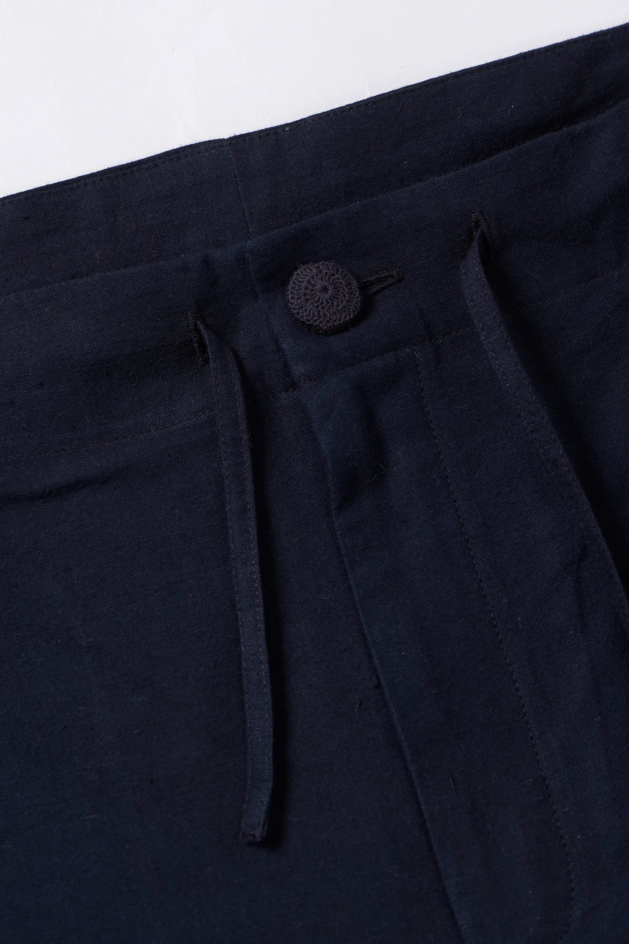 BLACK STRING PANTS