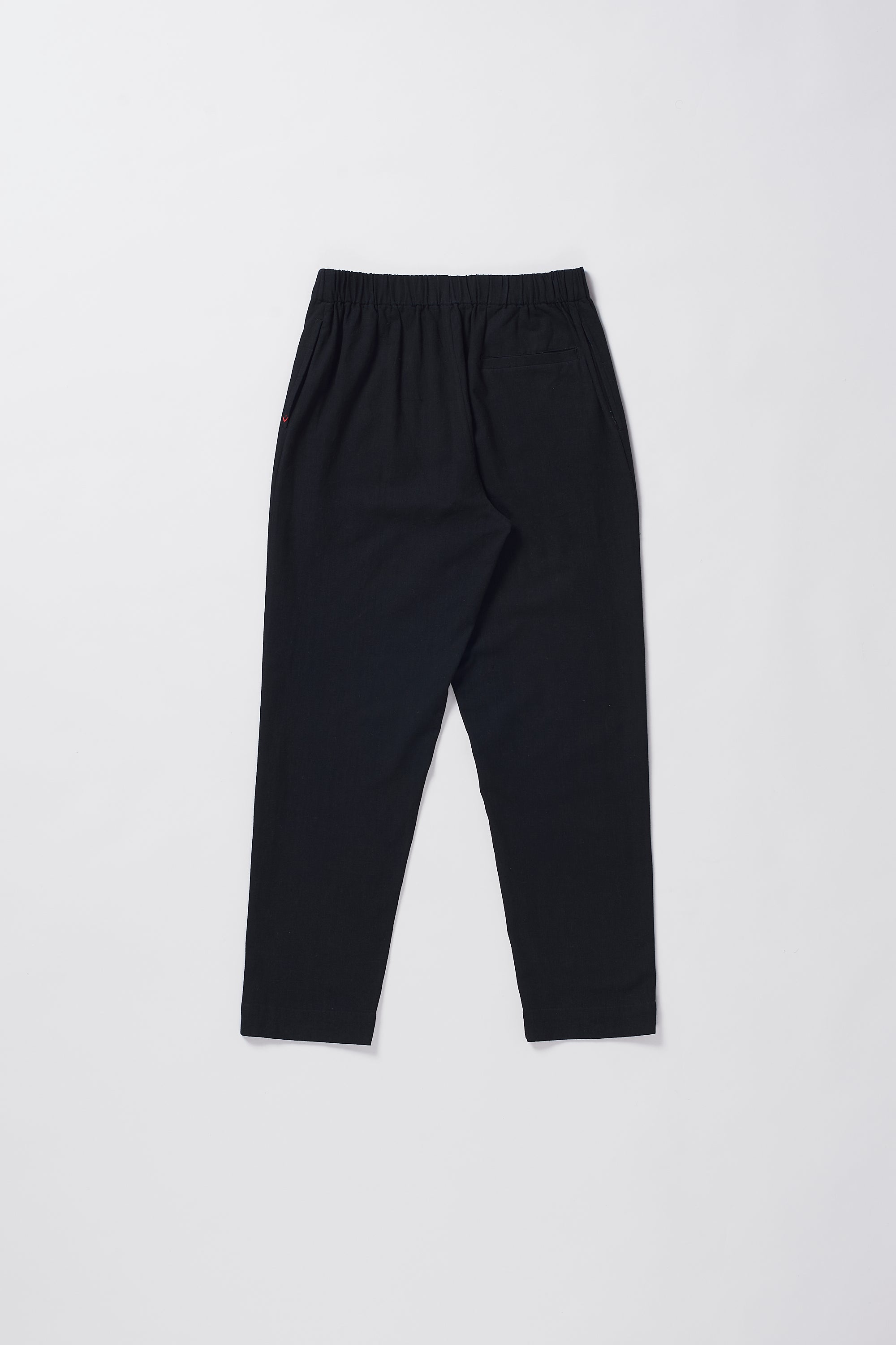 TAPERED FIT TROUSERS IN BLACK