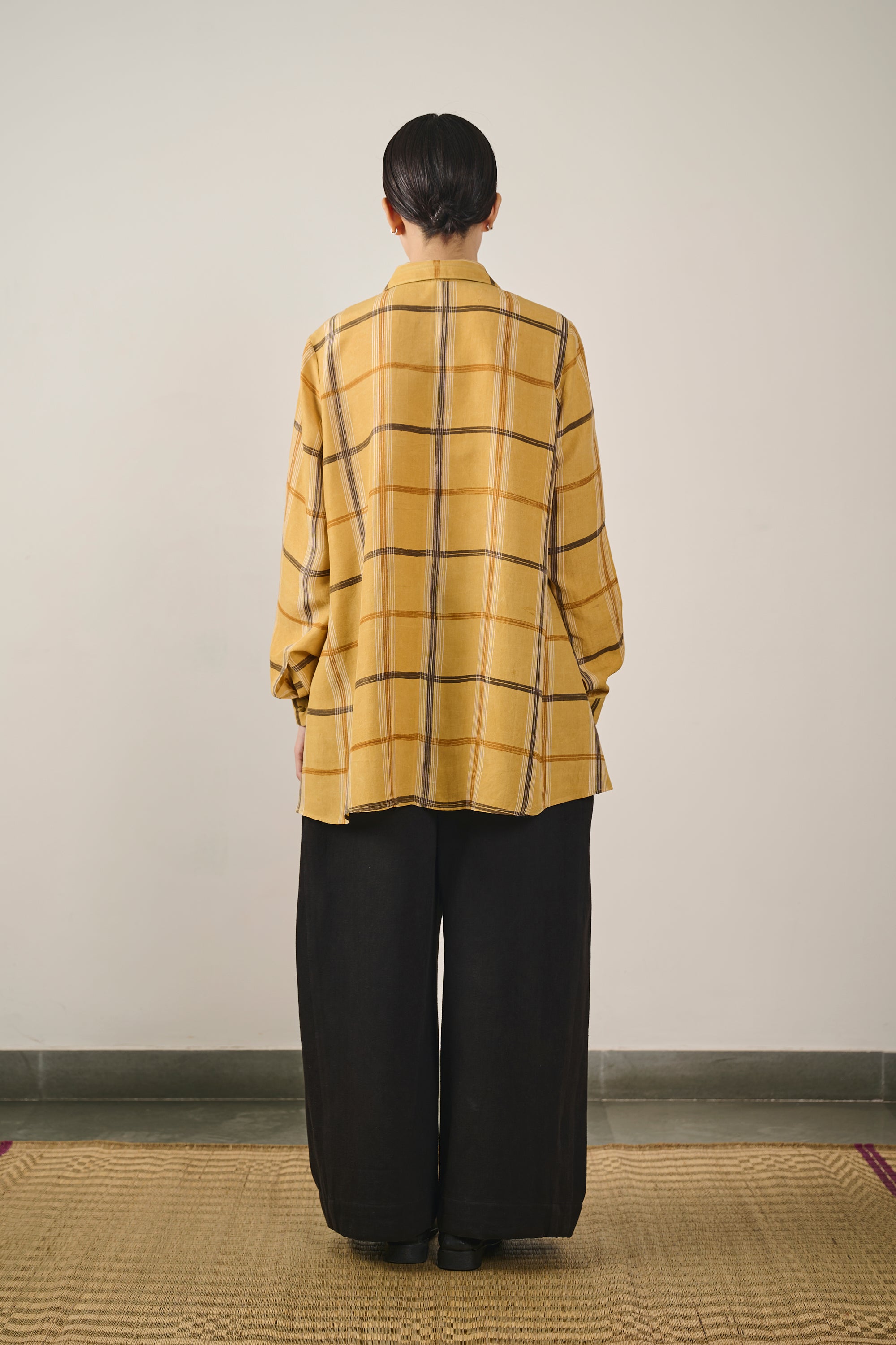 SILK CONCEALED PLACKET SHIRT