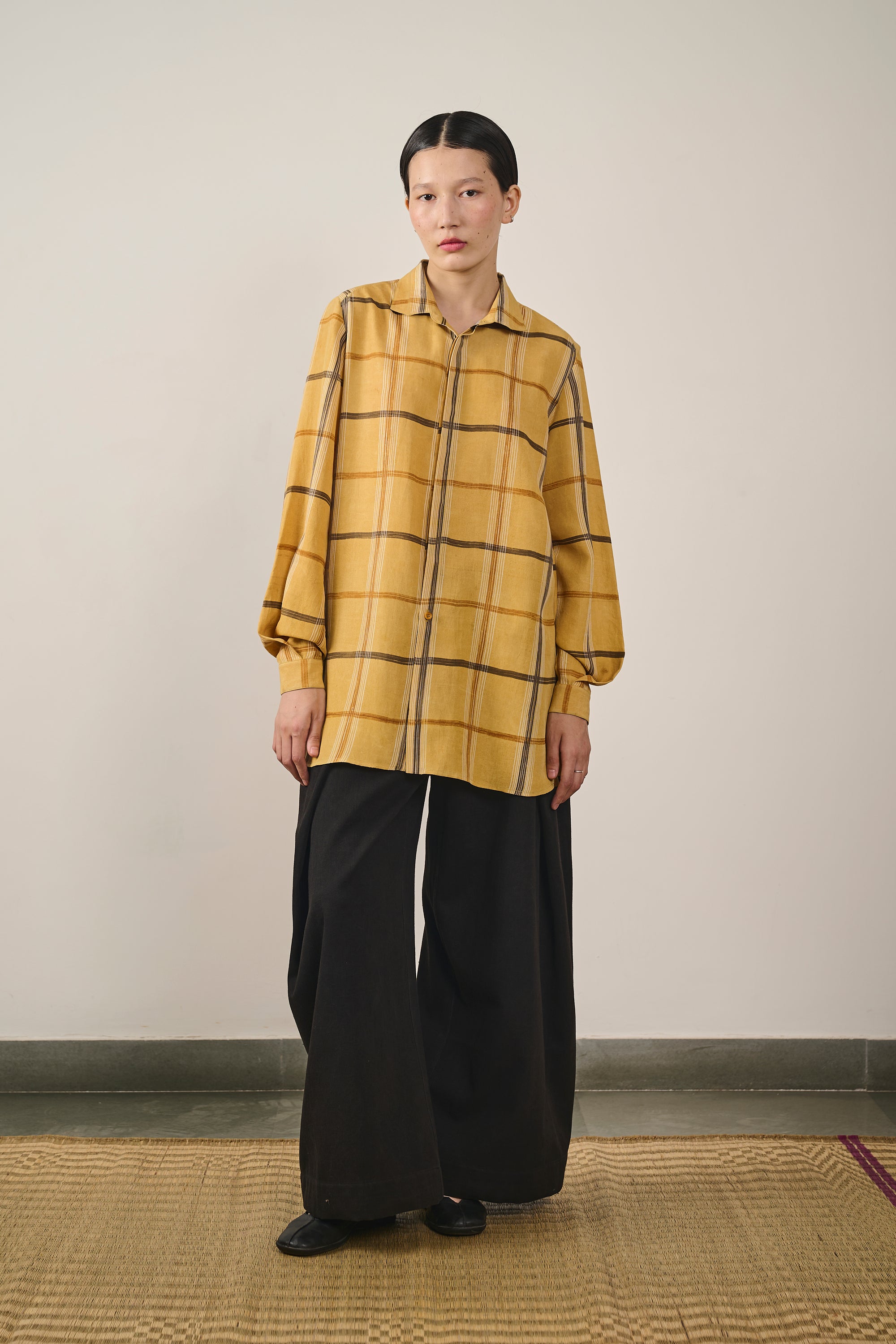 SILK CONCEALED PLACKET SHIRT