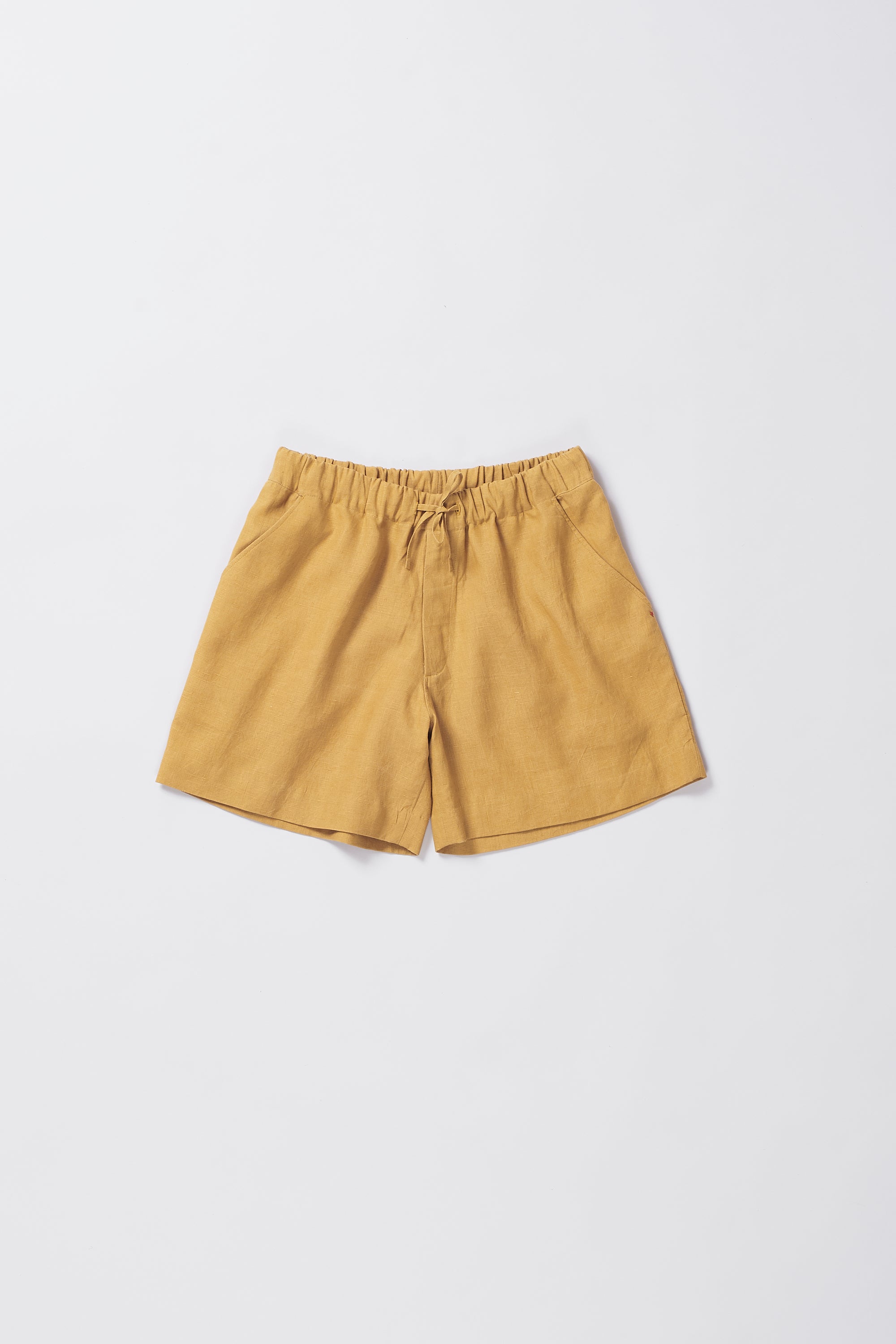 LINEN SHORTS IN MUSTARD YELLOW
