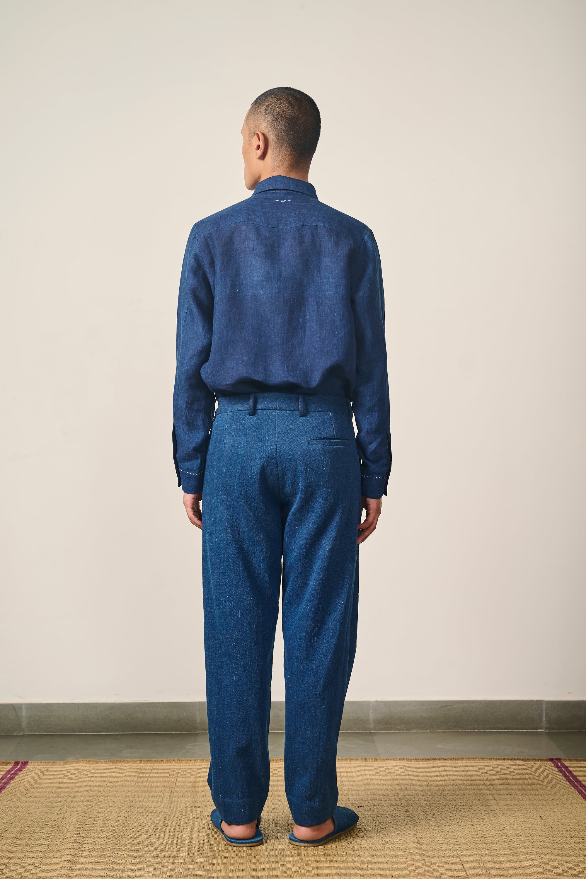 LINEN SHIRT IN NATURAL INDIGO