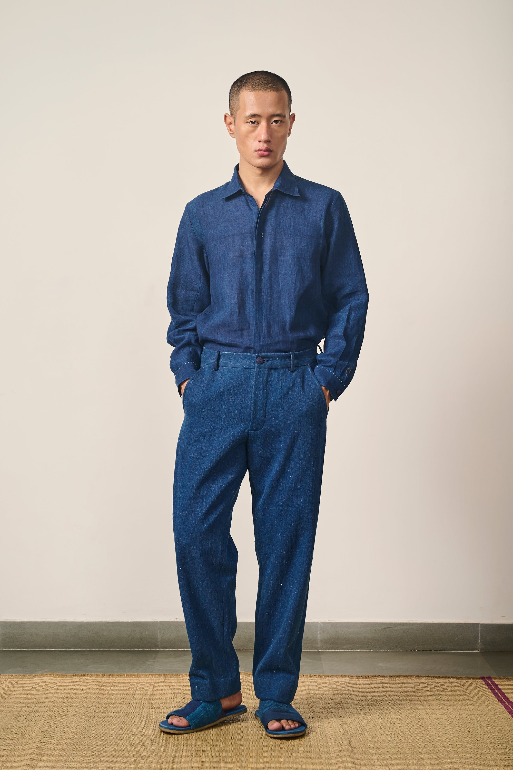 LINEN SHIRT IN NATURAL INDIGO