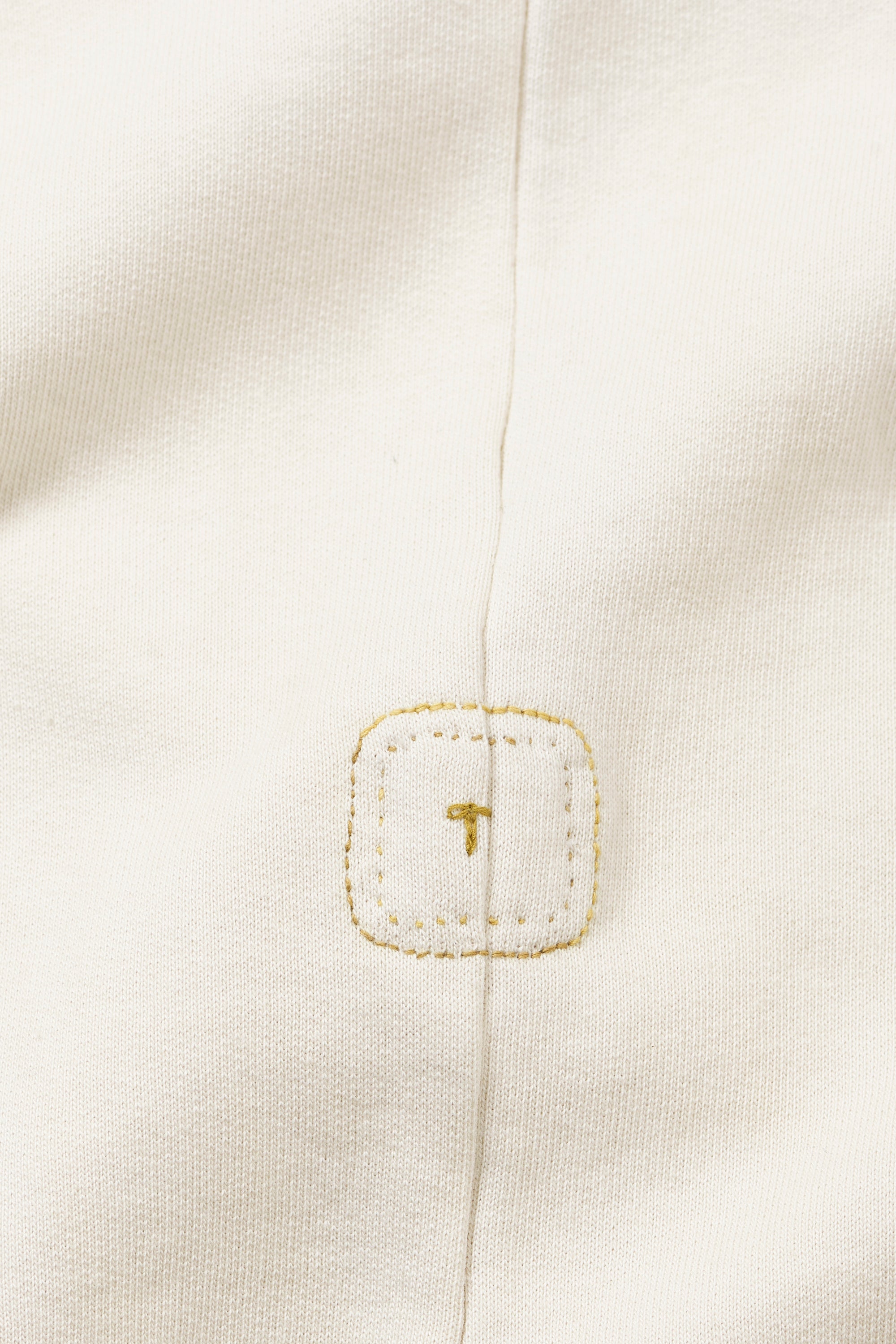 ECRU SWEATSHIRT
