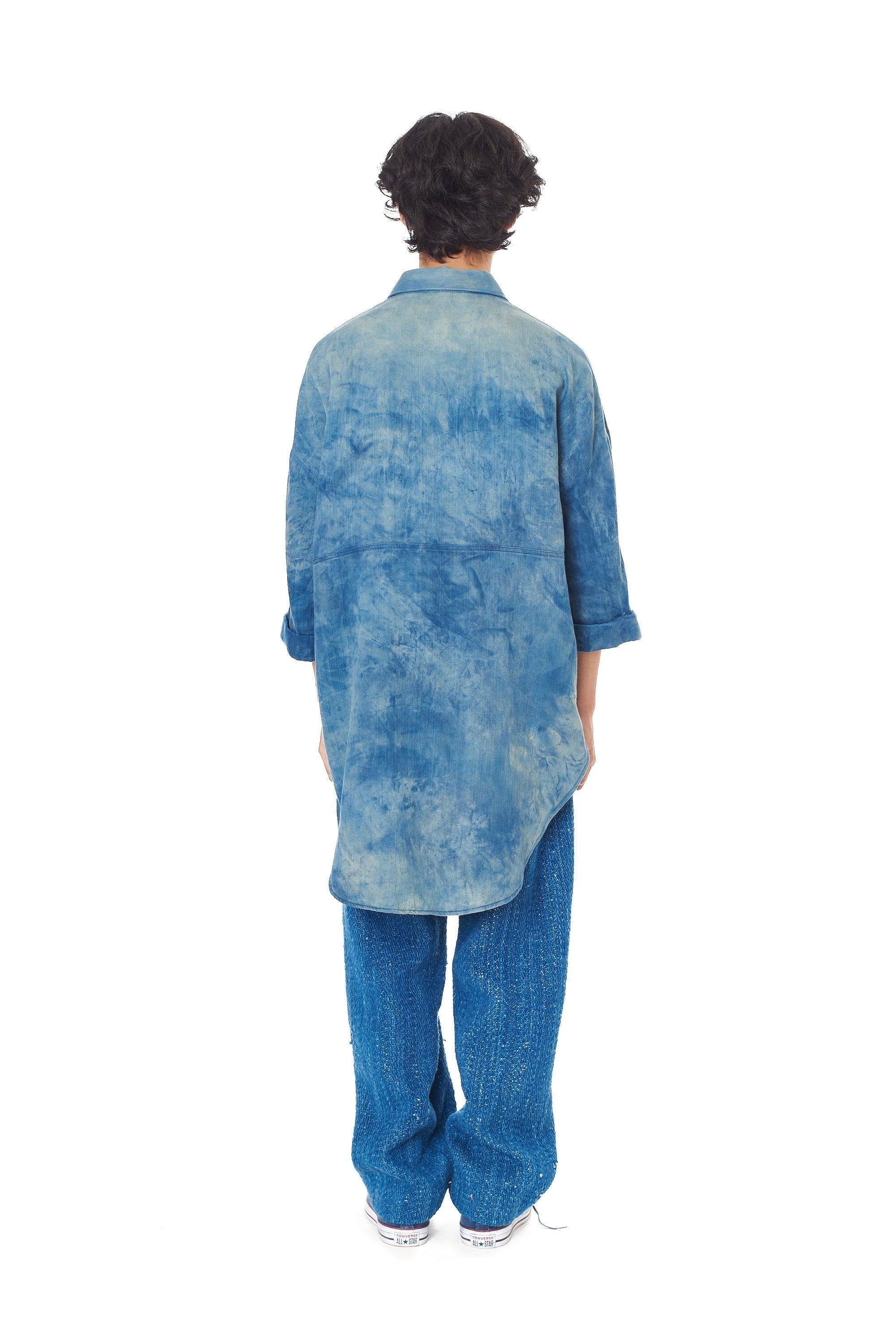 LIGHT INDIGO-WASHED DEOXIDISED DENIM OVERSIZED SHIRT