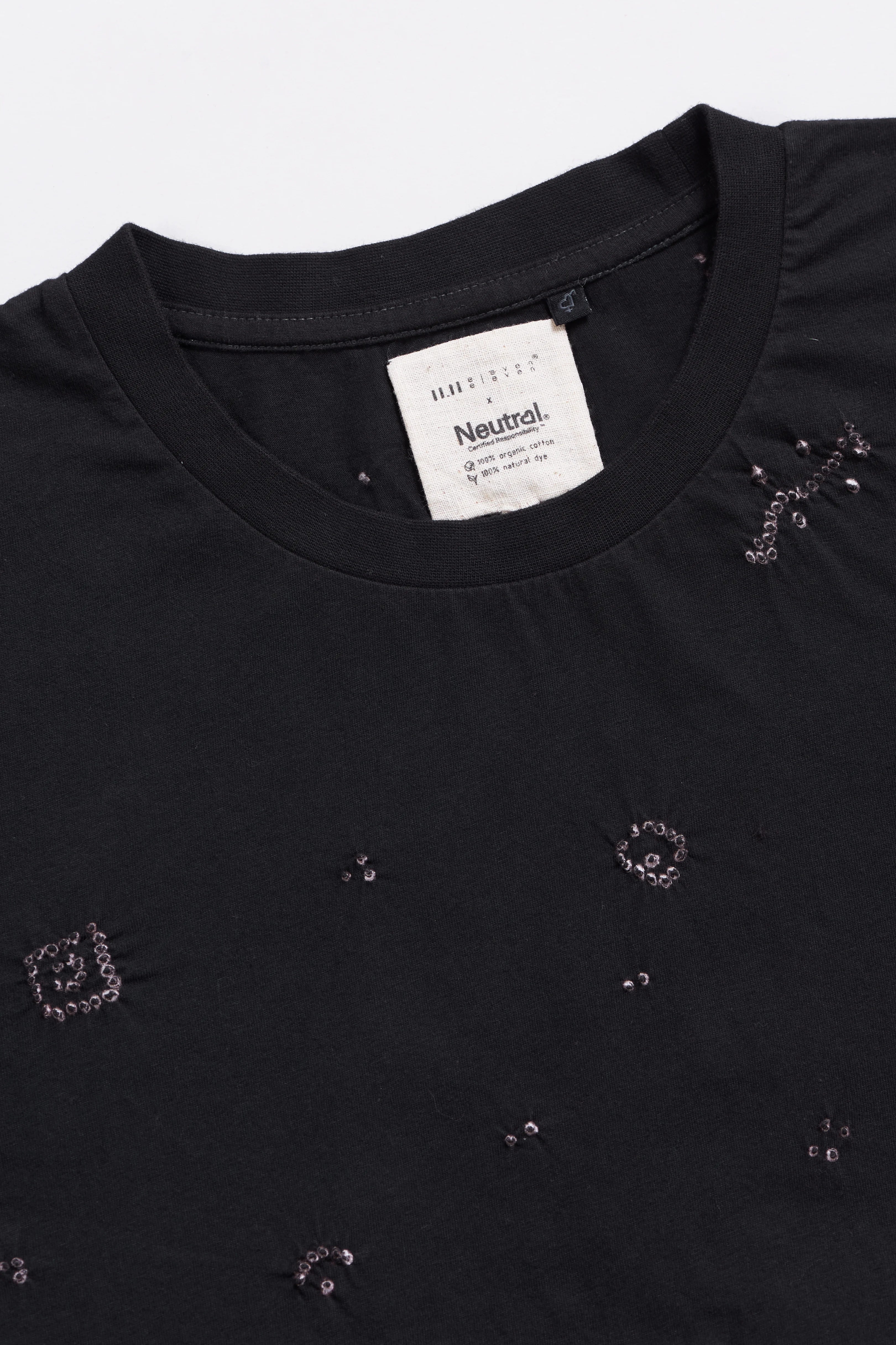 BLACK BANDHANI TEE