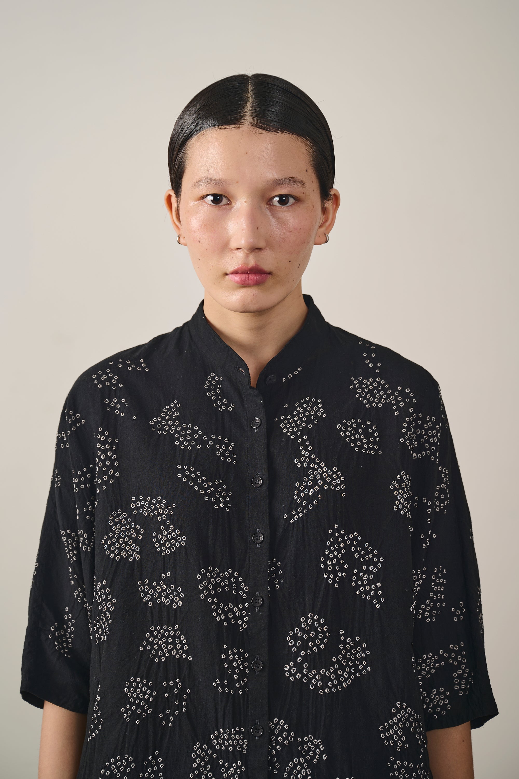 BLACK FINE COTTON BANDHANI SHIRT