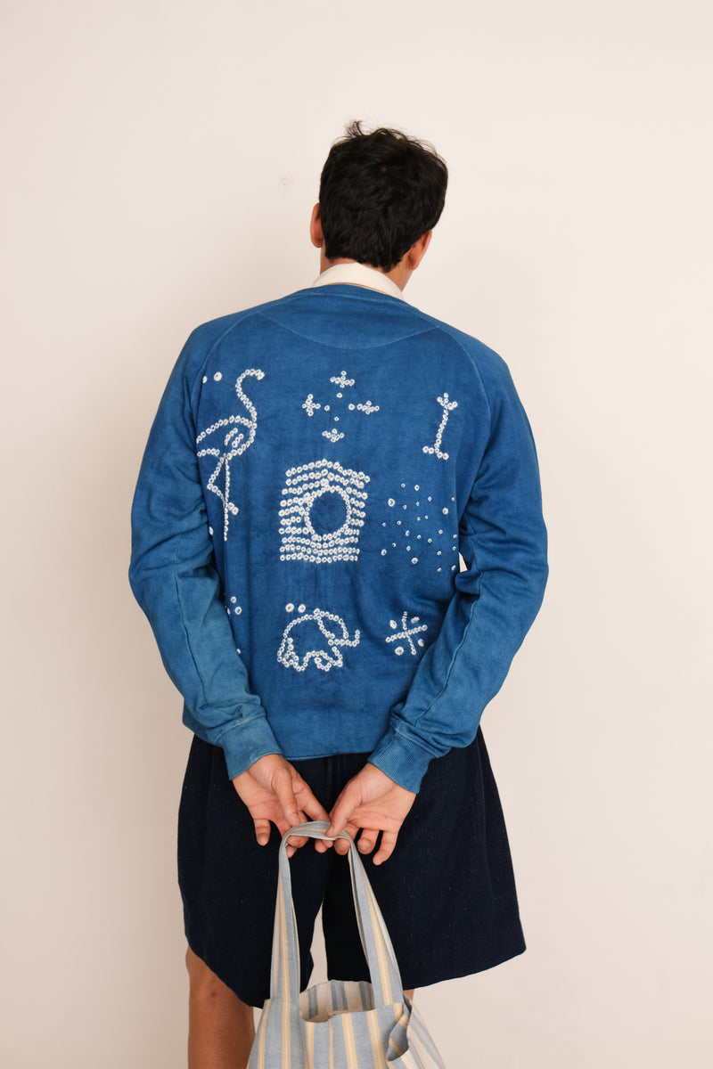 INDIGO ORGANIC COTTON SWEATSHIRT CRAFTED WITH BANDHANI