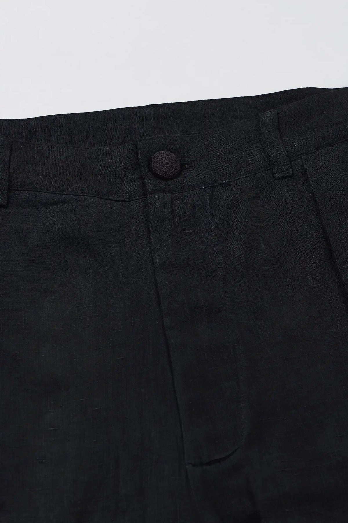 Linen Pleated Pants in Black