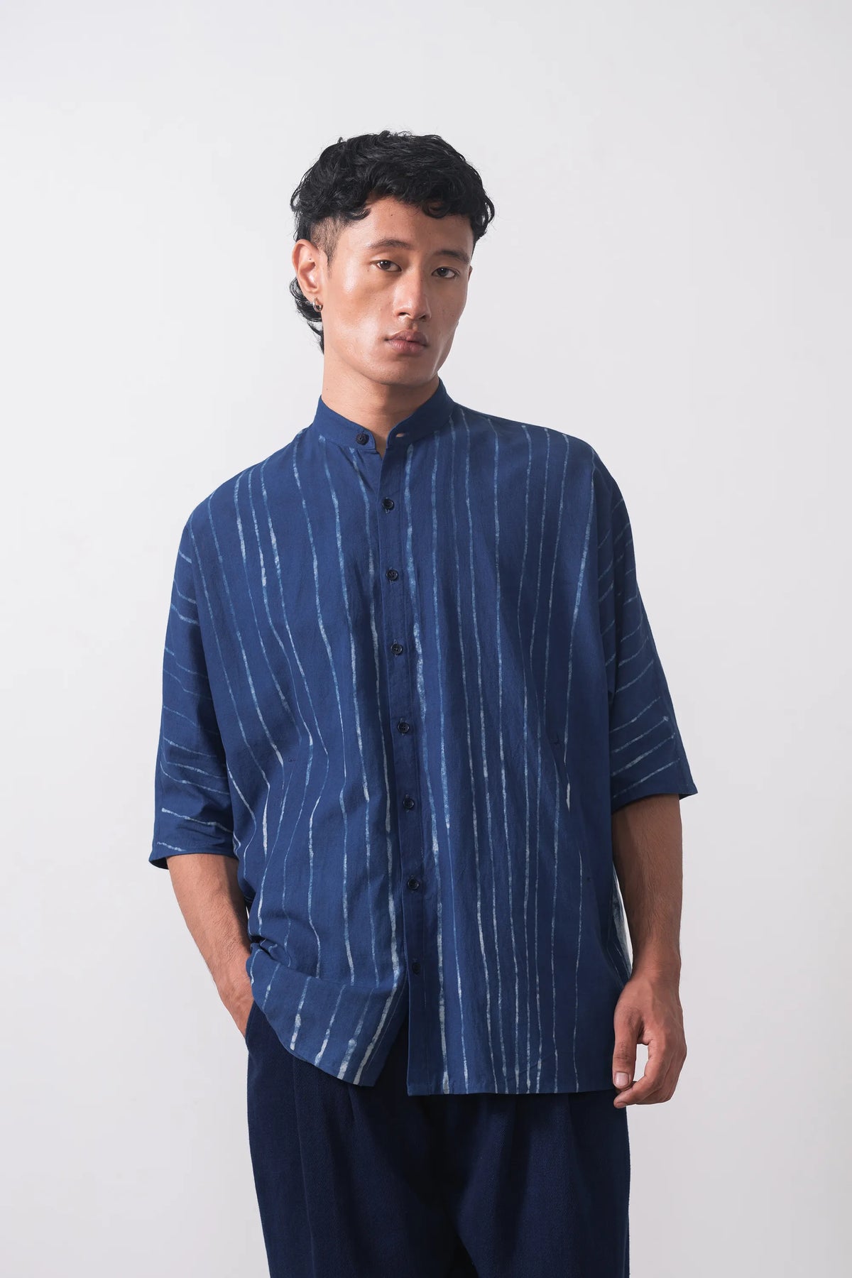 Kimono Sleeve Shirt in Medium Indigo