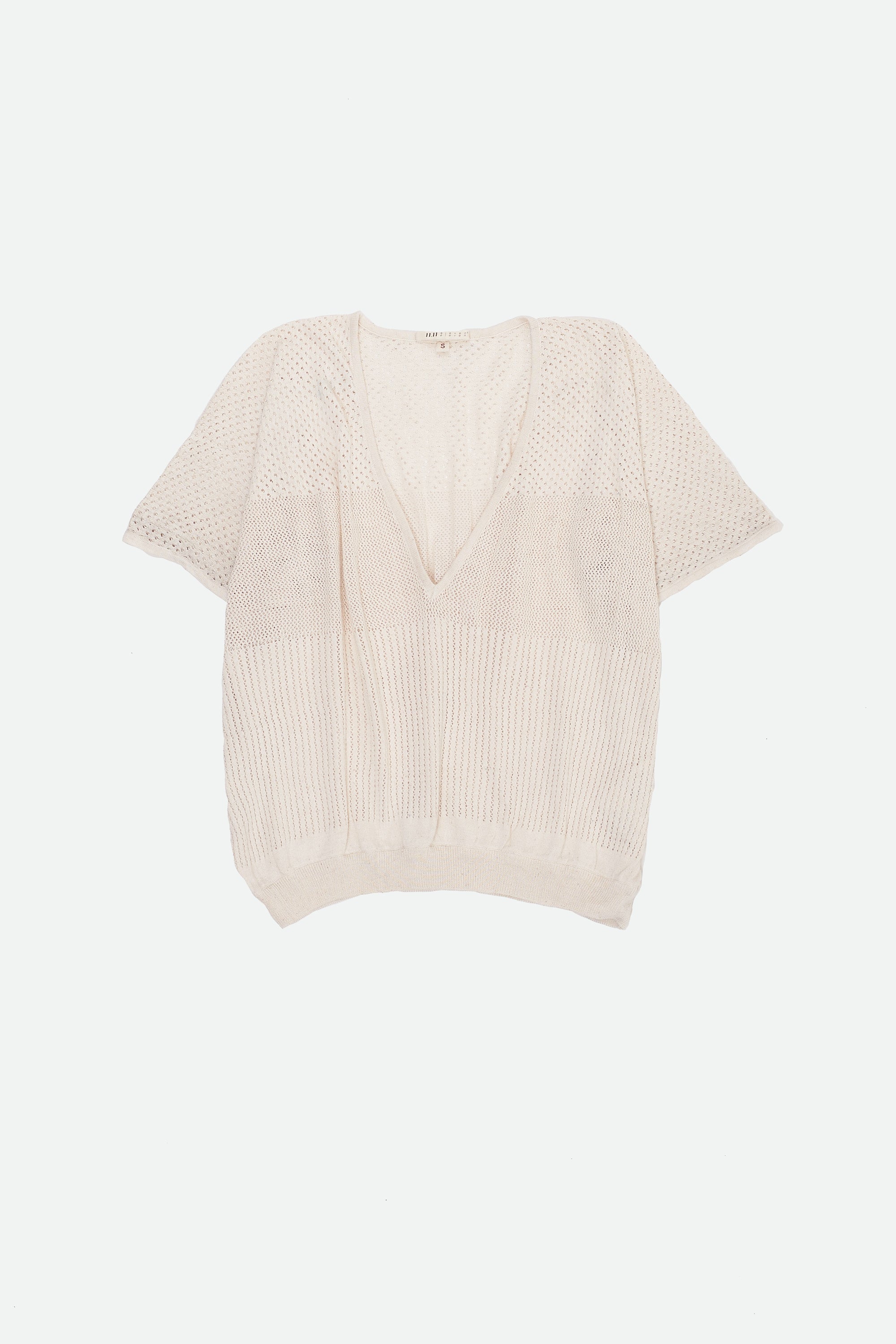 UNDYED COTTON PLUNGE NECK T-SHIRT WITH PATTERN