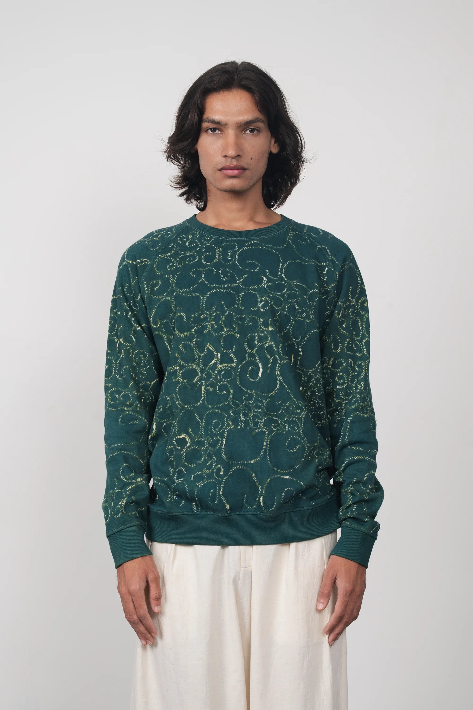 BOTTLE GREEN SWEATSHIRT WITH BANDHANI AND SHIBORI