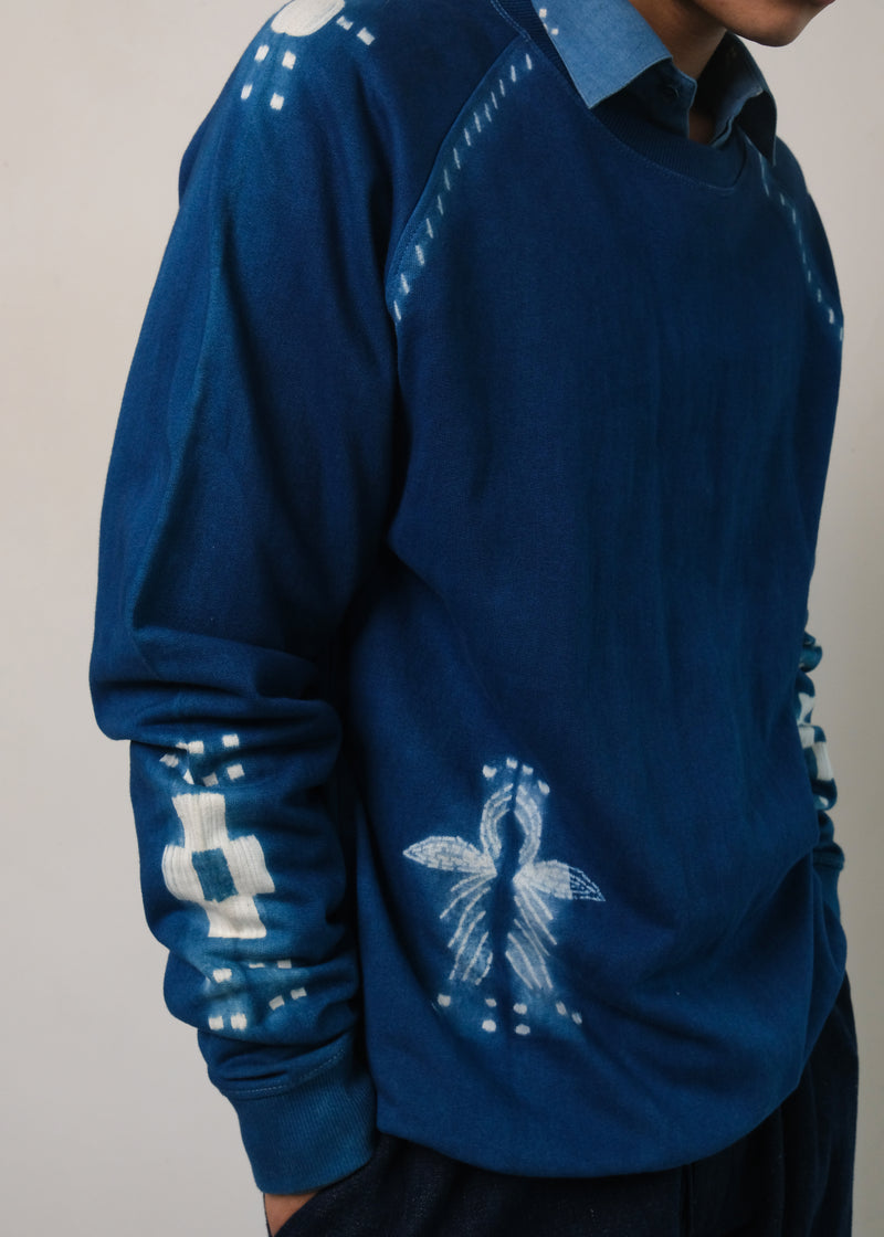 MEDIUM INDIGO COTTON SHIBORI SWEATSHIRT