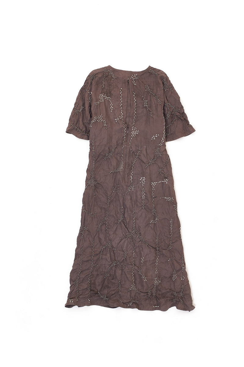 BANDHANI KIMONO SLEEVE SILK DRESS IN CHARCOAL