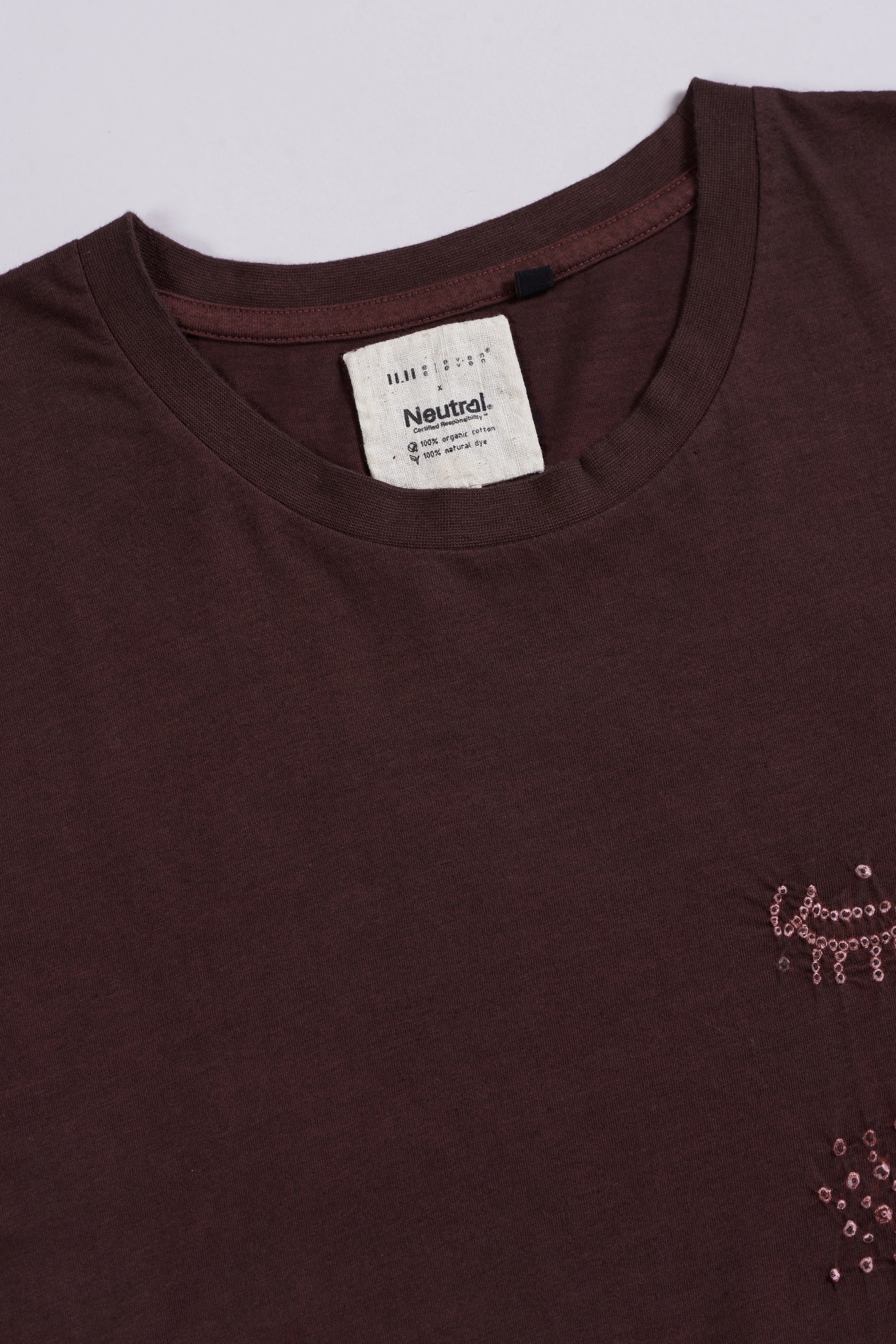 BURNT UMBER BANDHANI TEE