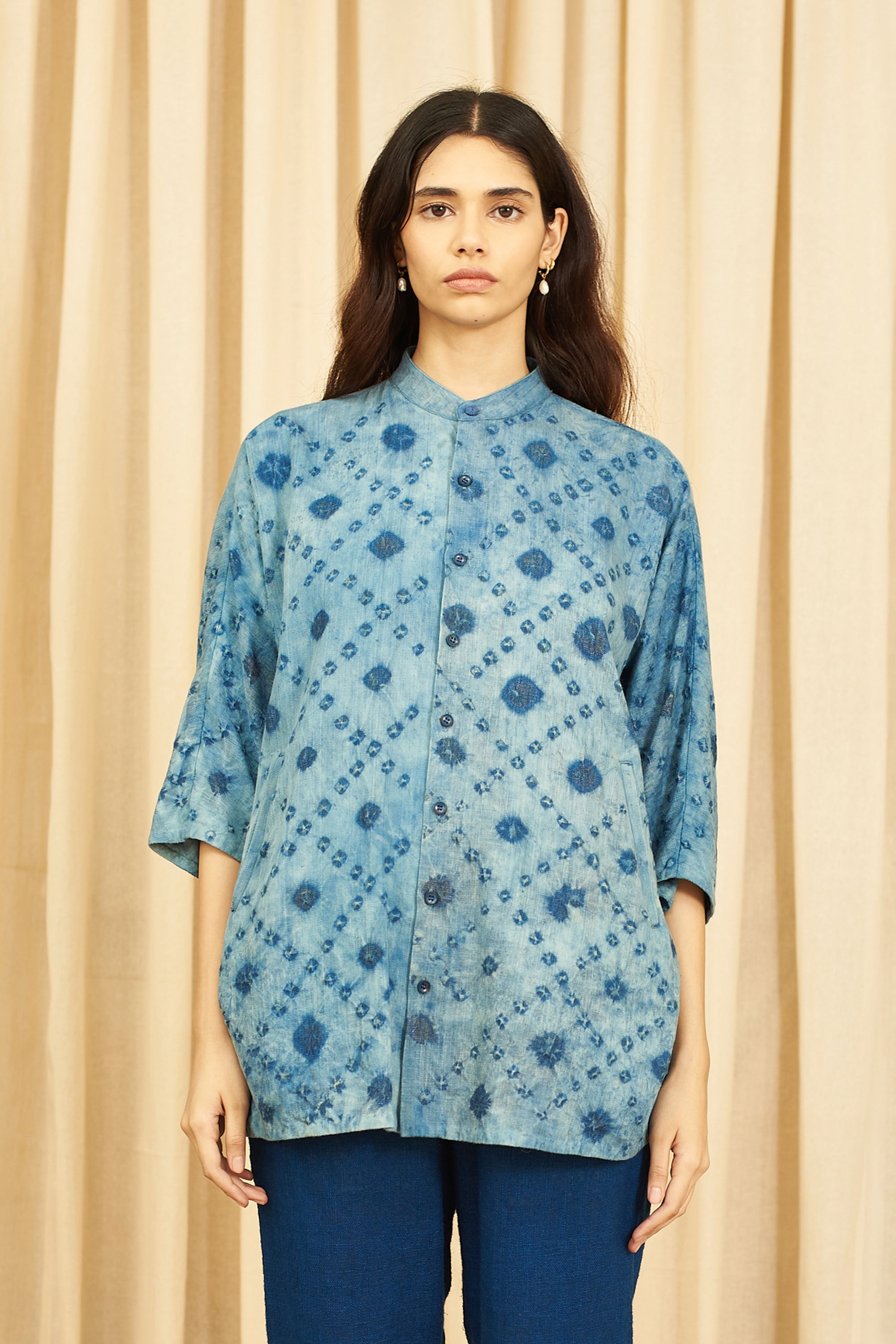 INDIGO COTTON CHECKS KIMONO SLEEVED SHIRT WITH BANDHANI