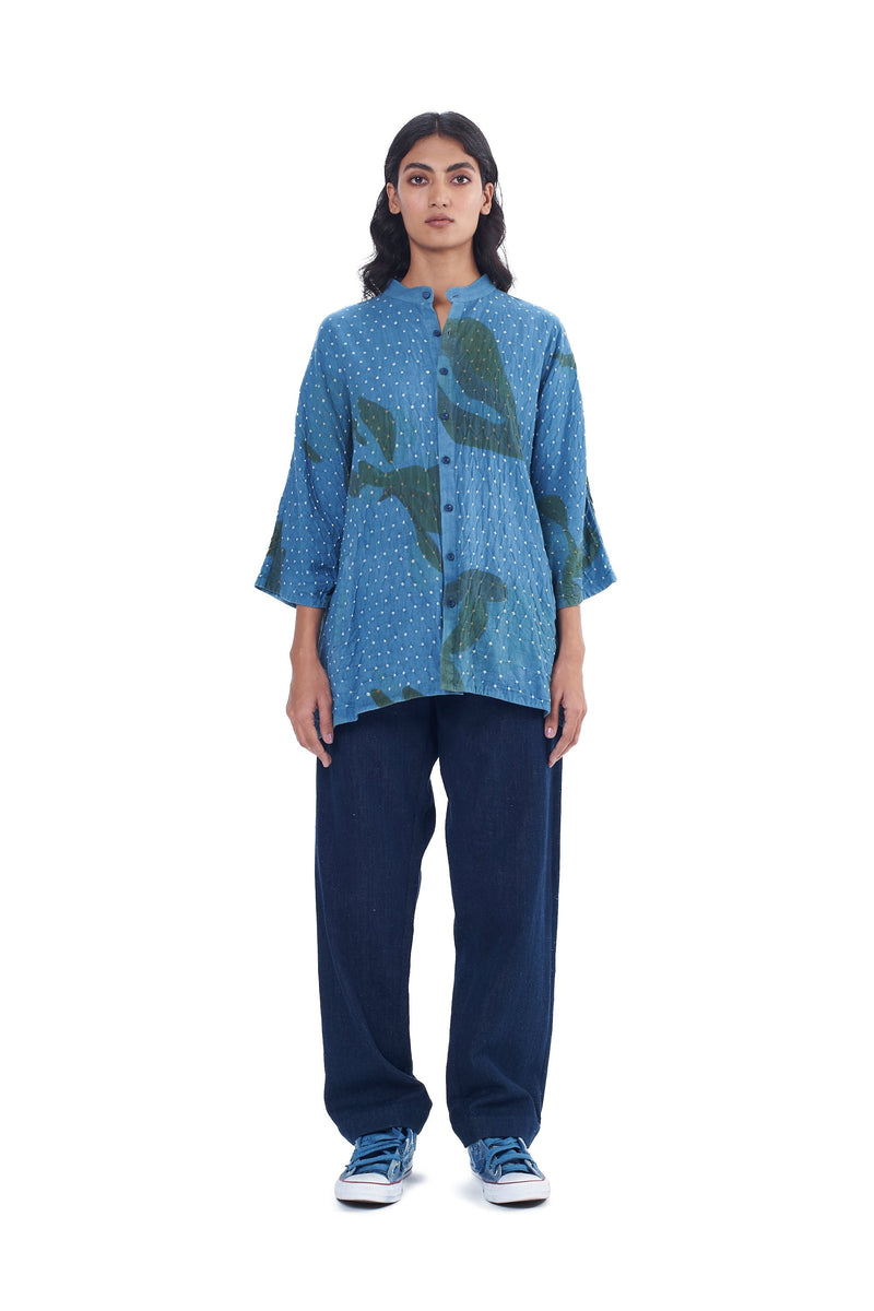 INDIGO SCREEN PRINTED WITH BANDHANI STATEMENT SHIRT