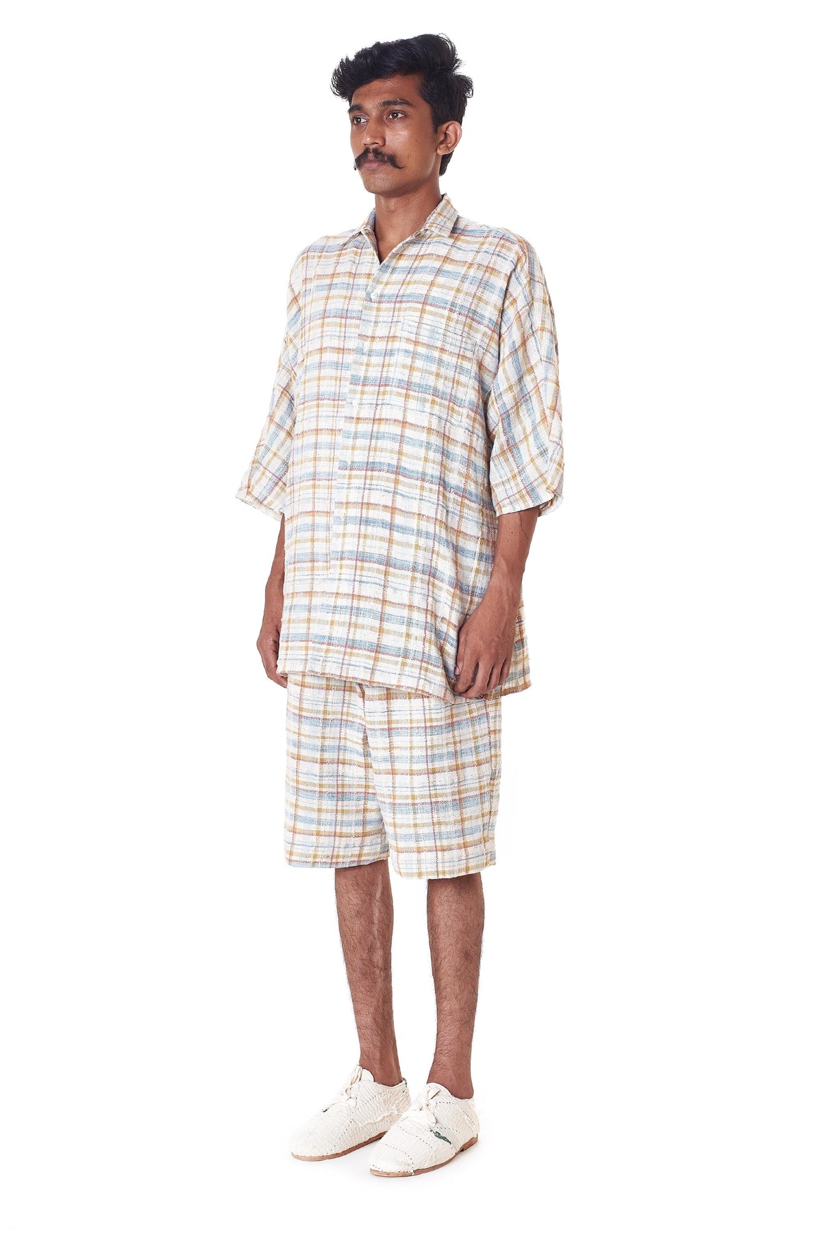 CHECKS SHIRT IN HANDSPUN ORGANIC COTTON YARN