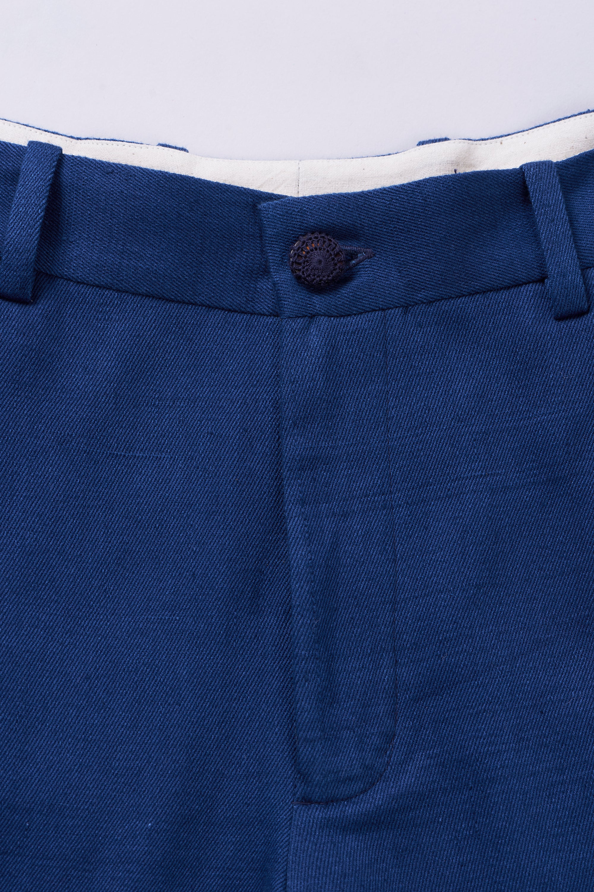 MEDIUM INDIGO TROUSERS MADE IN HANDSPUN DENIM