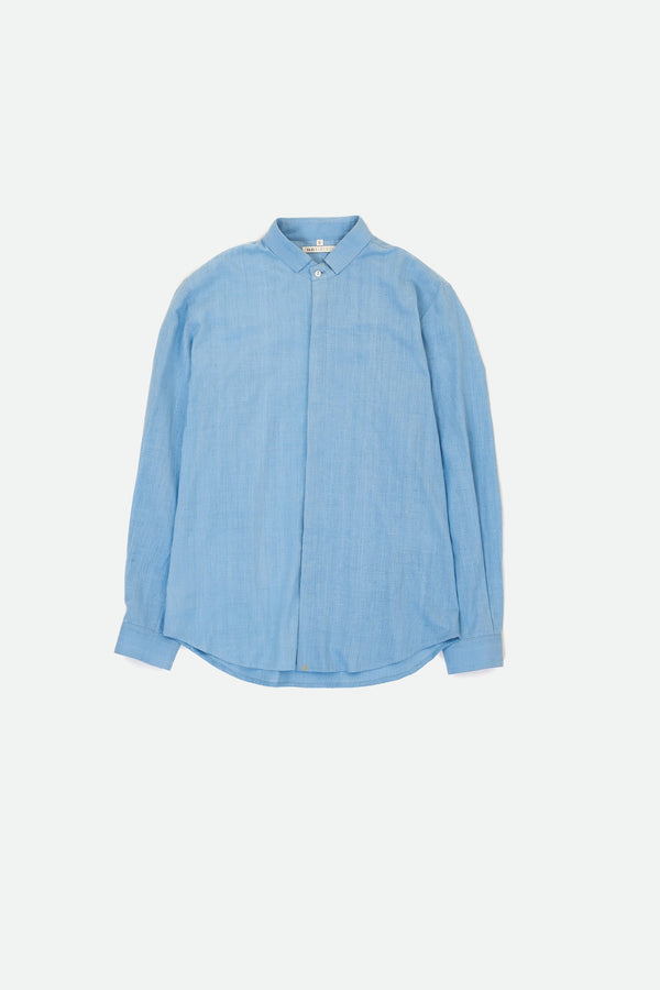 LIGHT INDIGO SPREAD COLLAR SHIRT