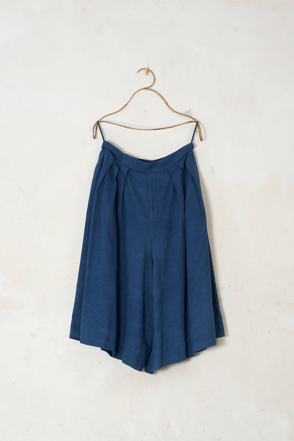 INDIGO PLEATED CULOTTES IN HANDSPUN COTTON
