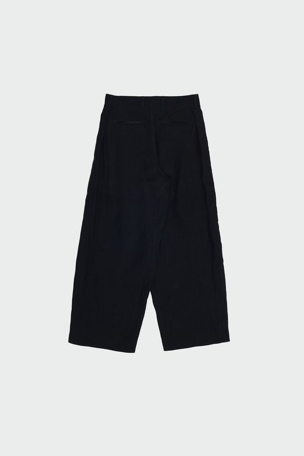 BLACK LINEN PLEATED PANTS